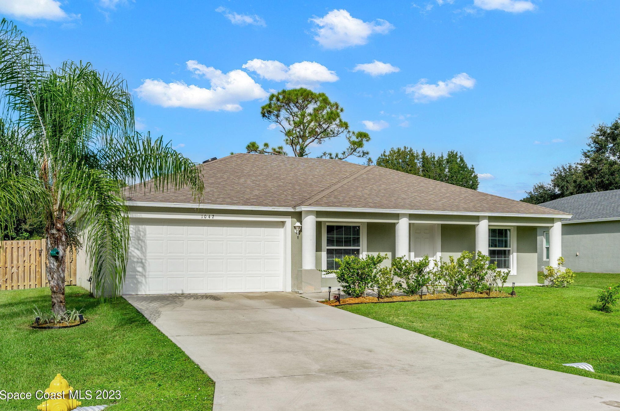 1042 Apricot Ave, Melbourne, FL 32909-4907