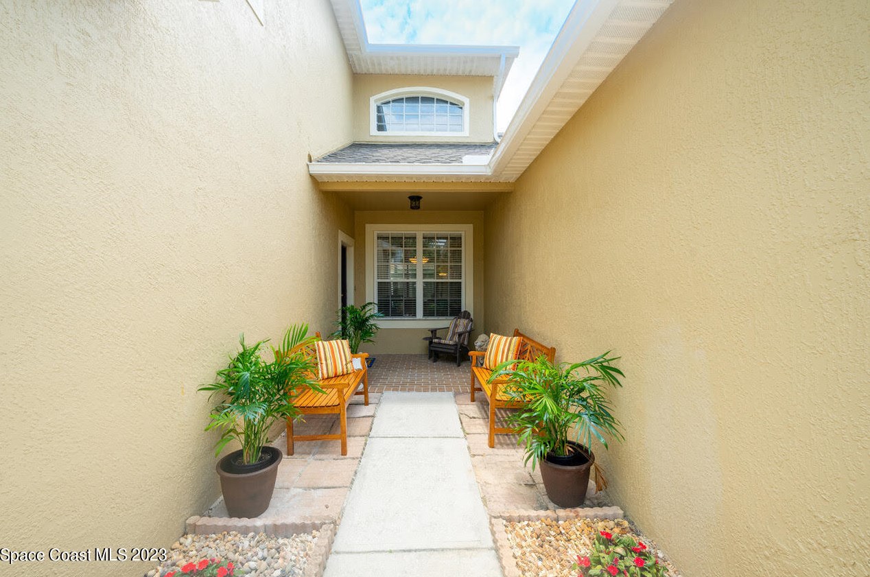 3112 Galleon Ln, Melbourne, FL 32903-2095