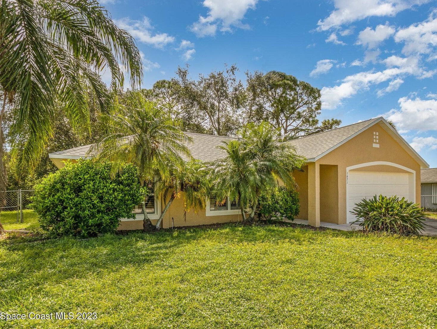 1671 Emerson Dr, Melbourne, FL 32909-3774