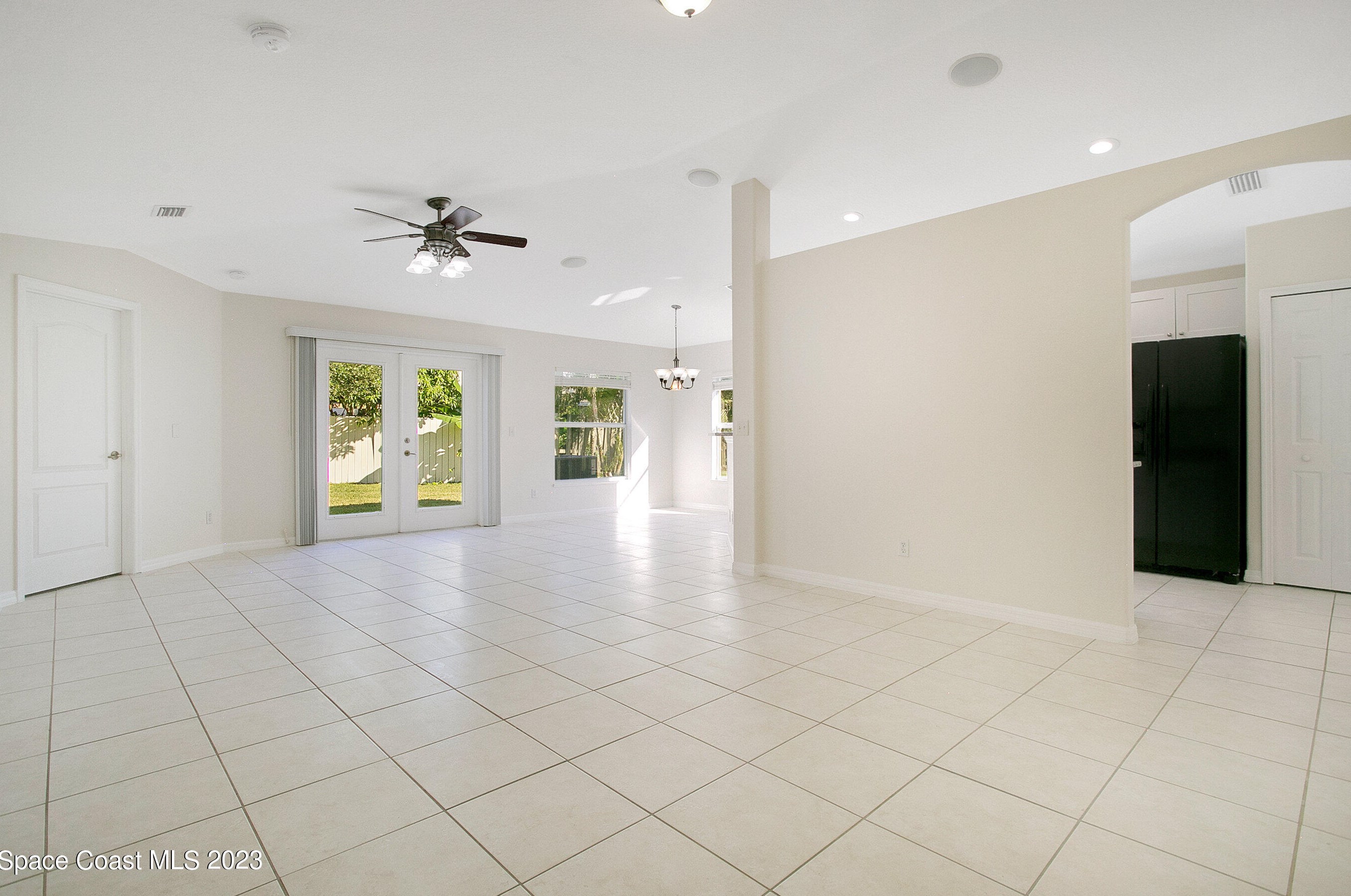 604 Sedgewood Cir, Melbourne, FL 32904-8034