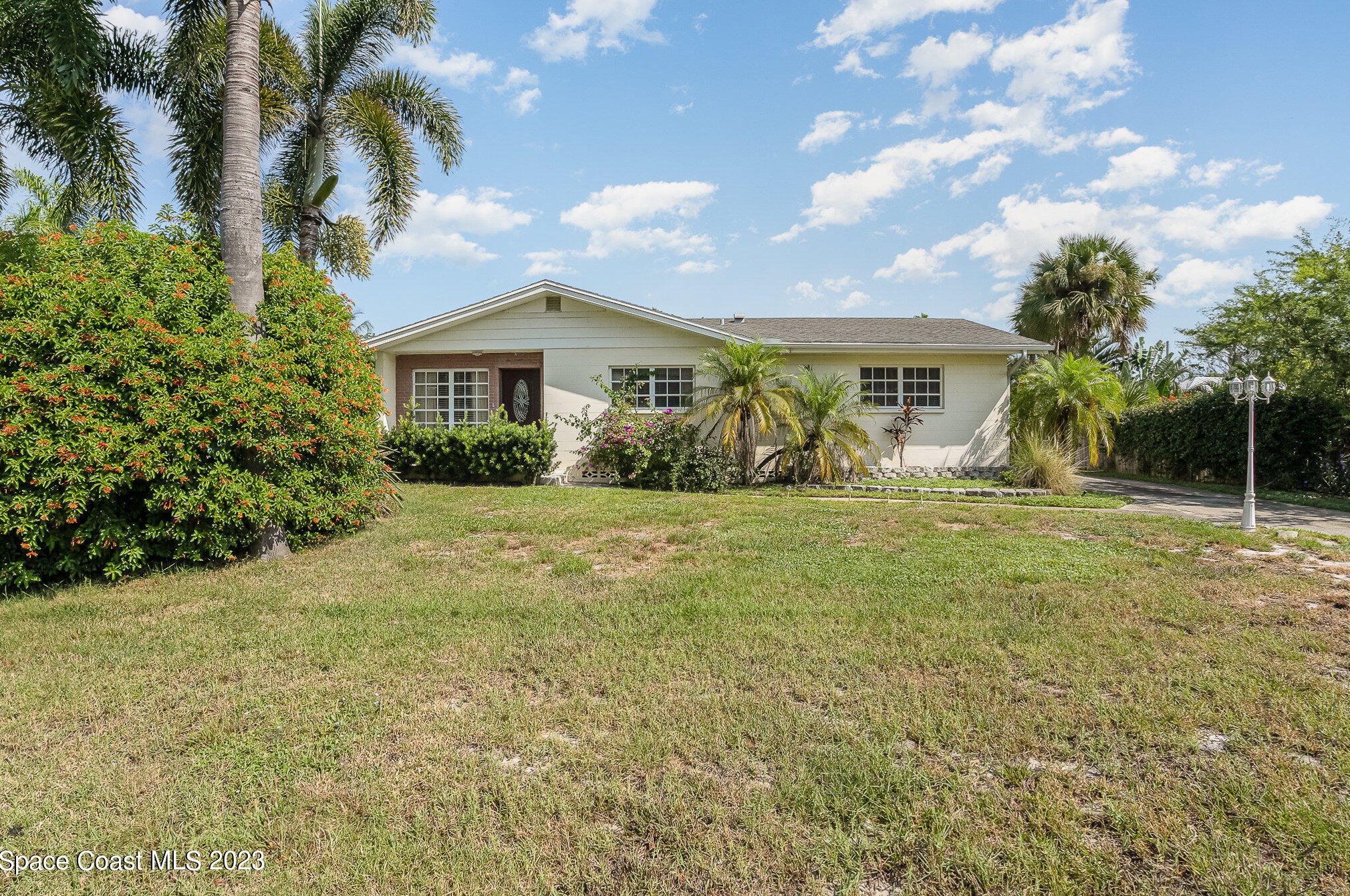 506 2nd Ave, Melbourne, FL 32951-2512