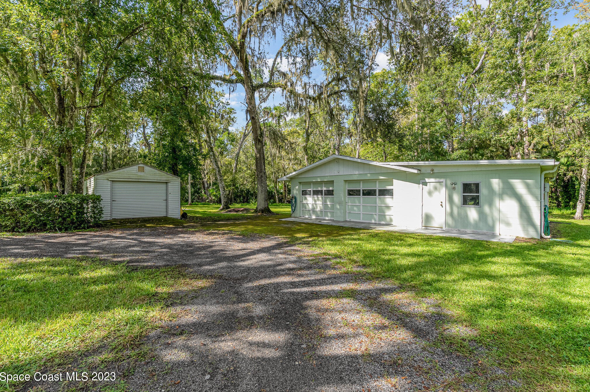 2411 Taylor Rd, New Smyrna, FL 32168-9334