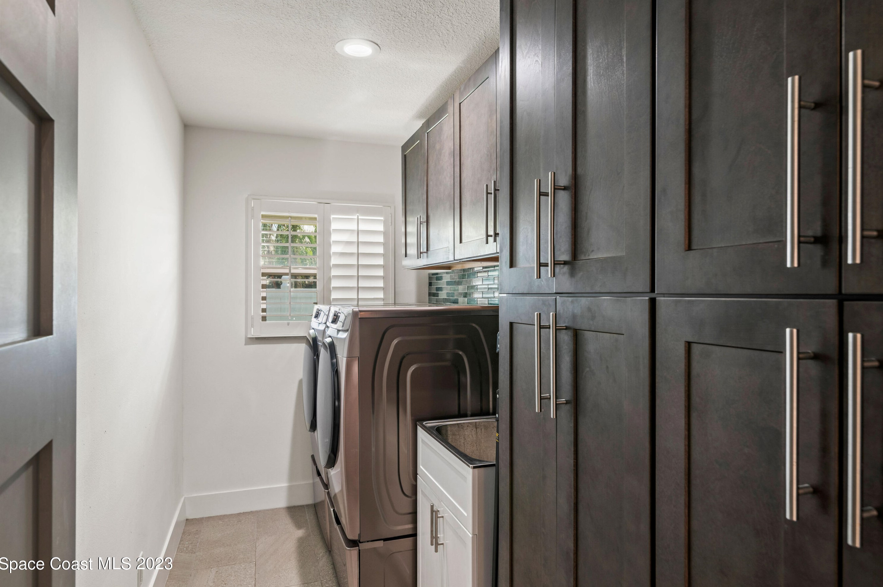 572 Spindle Palm Dr, Melbourne FL  32903-3855 exterior