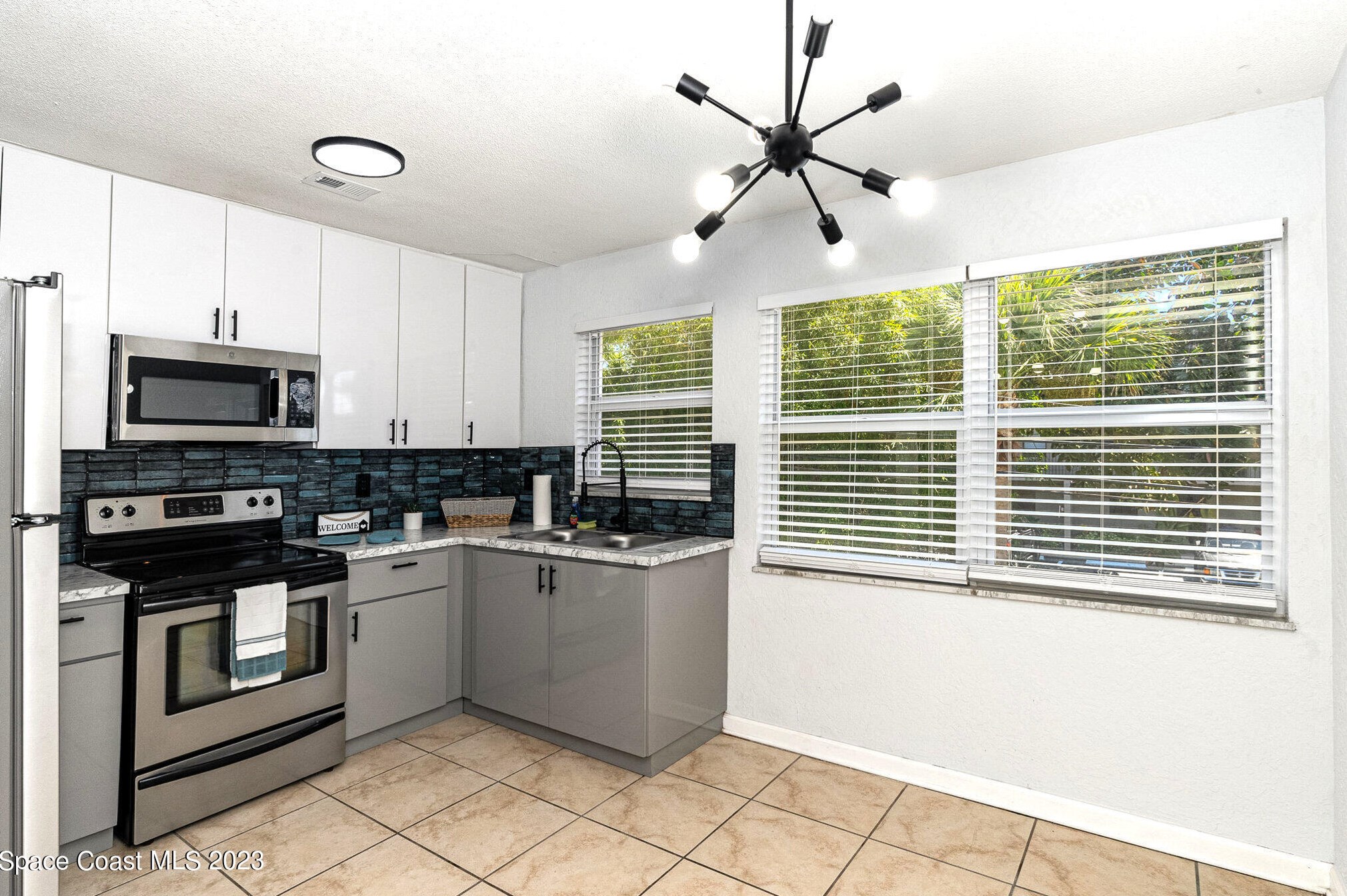1029 Park Dr #27, Melbourne, FL 32937