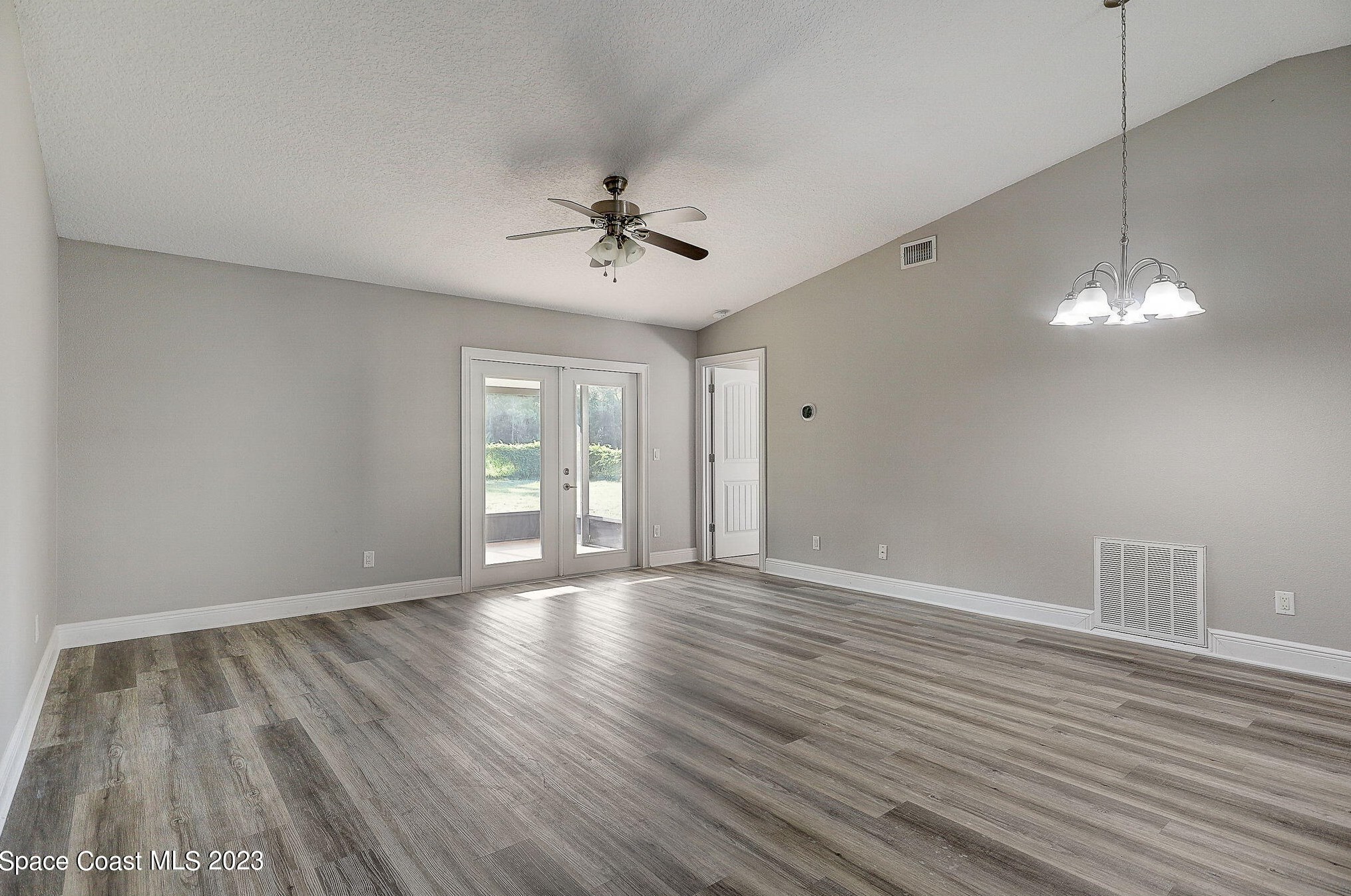 1642 Hamilton Ave, Melbourne, FL 32908-8129