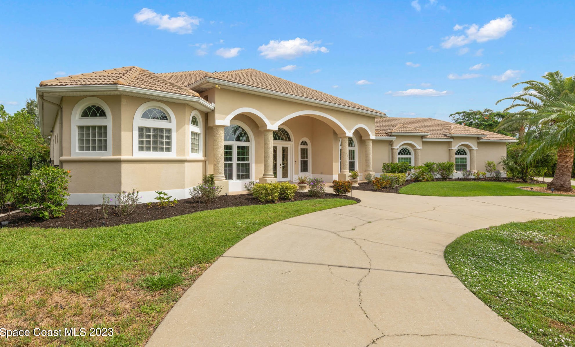 5185 Calmes Way, Merritt Island, FL 32952