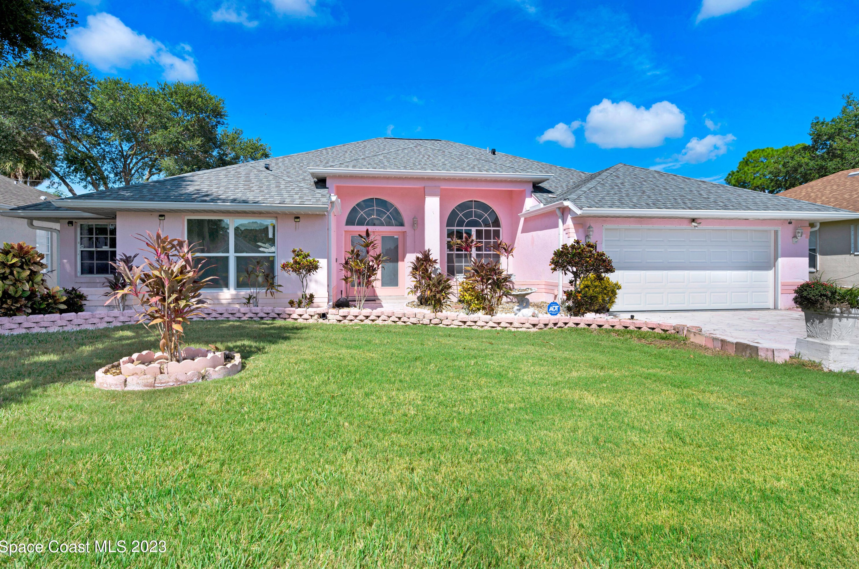 873 Seven Gables Cir, Melbourne, FL 32909-6510