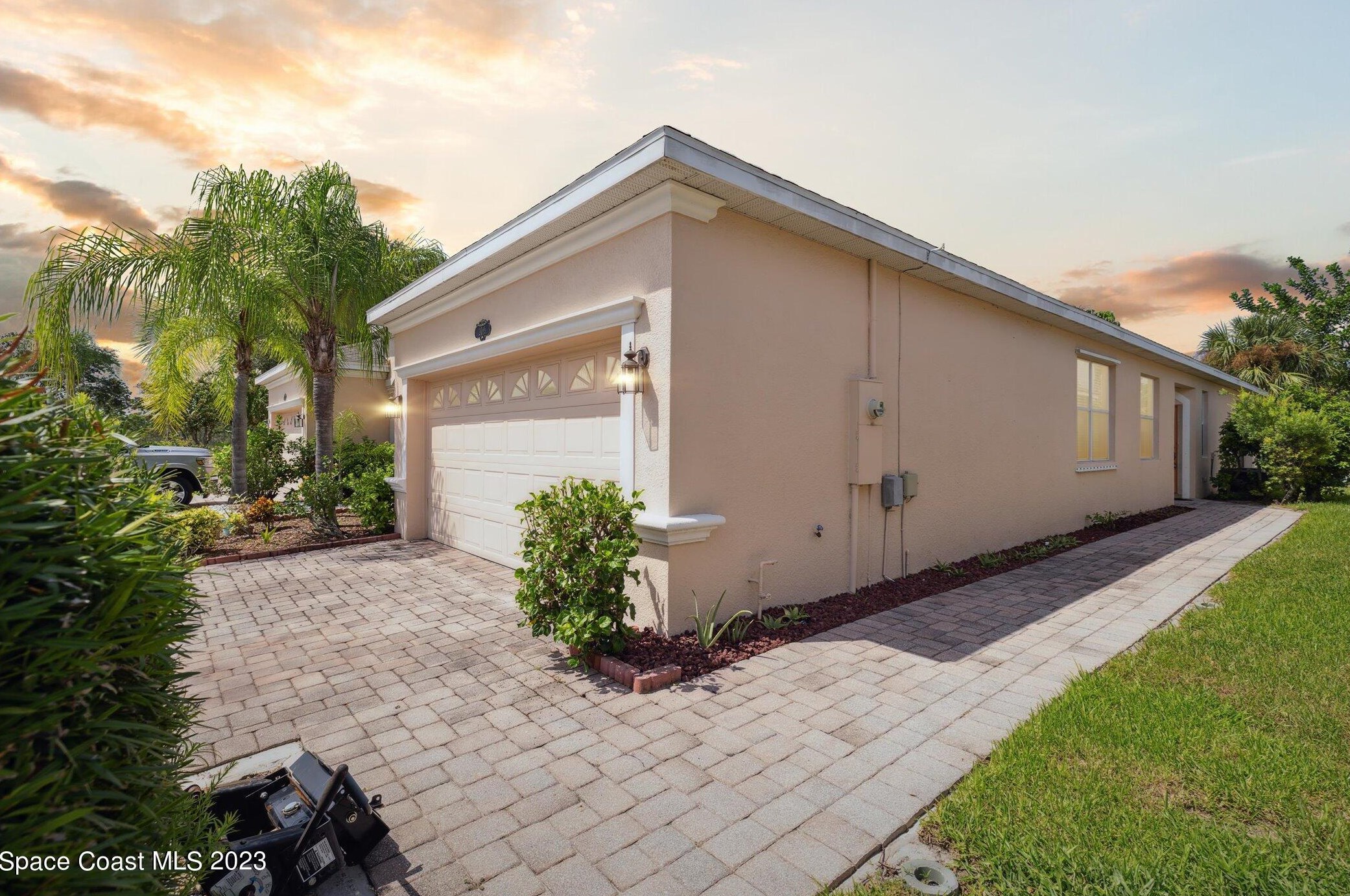2089 Tullagee Ave, Melbourne, FL 32940-6041