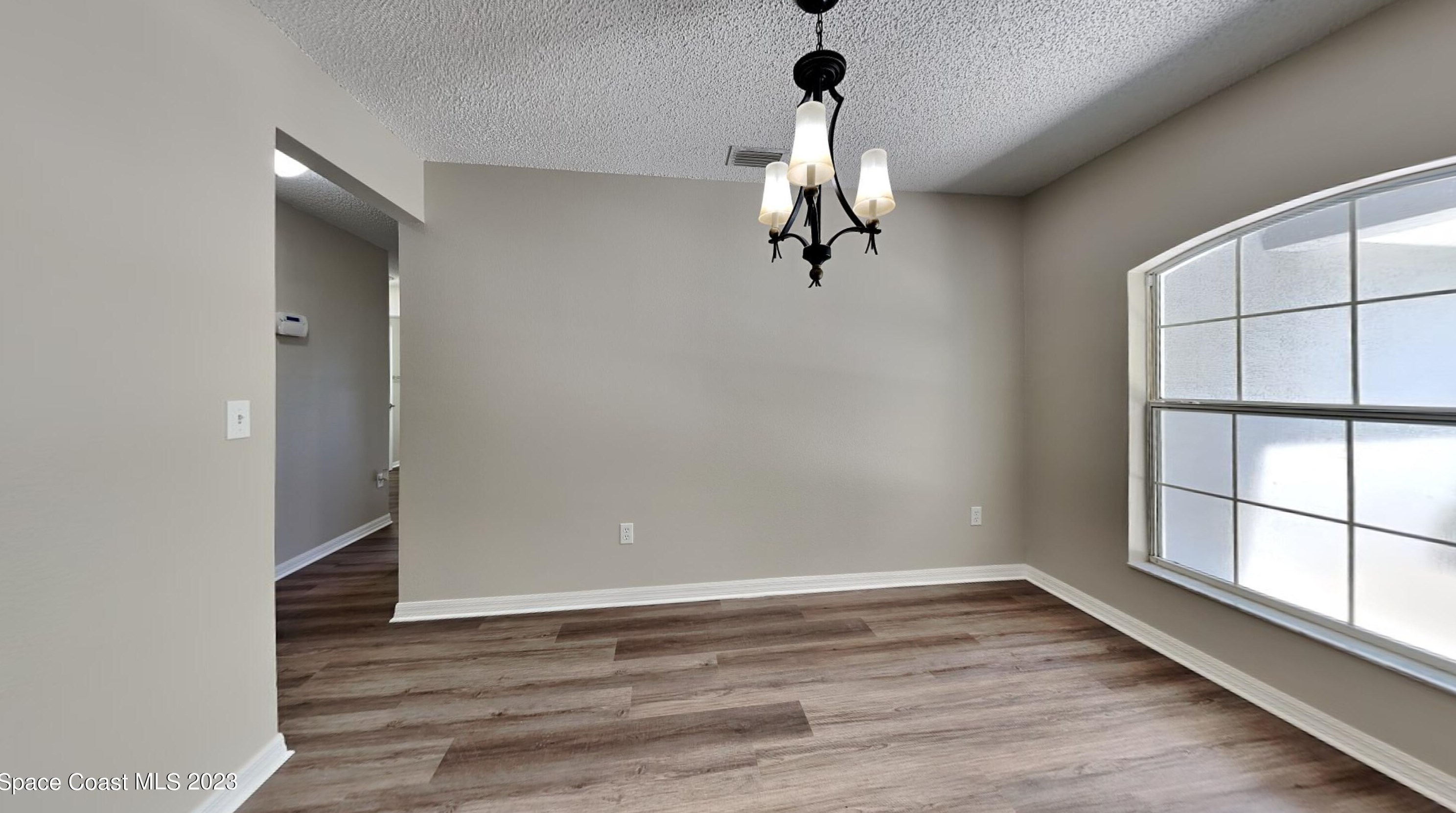 2150 Whiteside Ave, Melbourne, FL 32909-6011