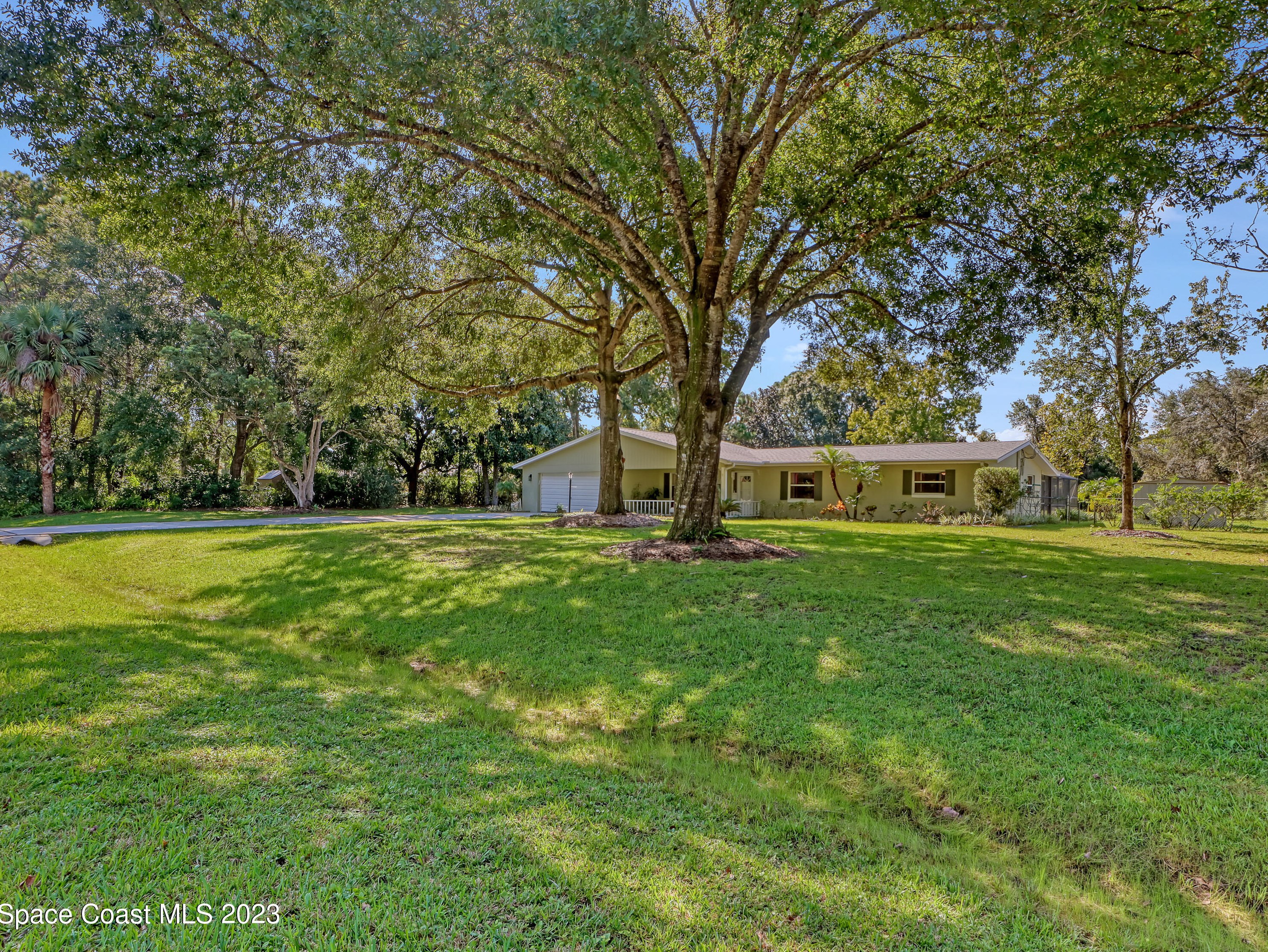 3837 Sterling St, Mims, FL 32754