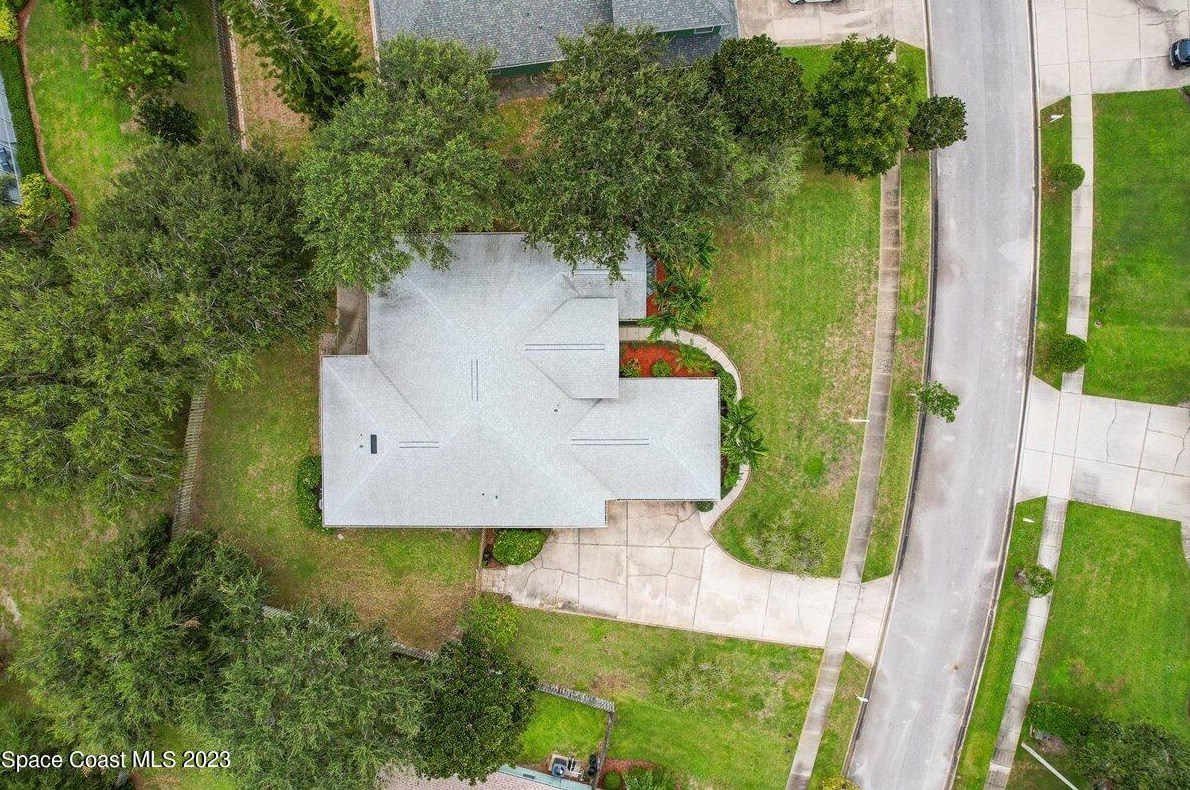2622 Little Bend Pl, Merritt Island FL  32952-4162 exterior