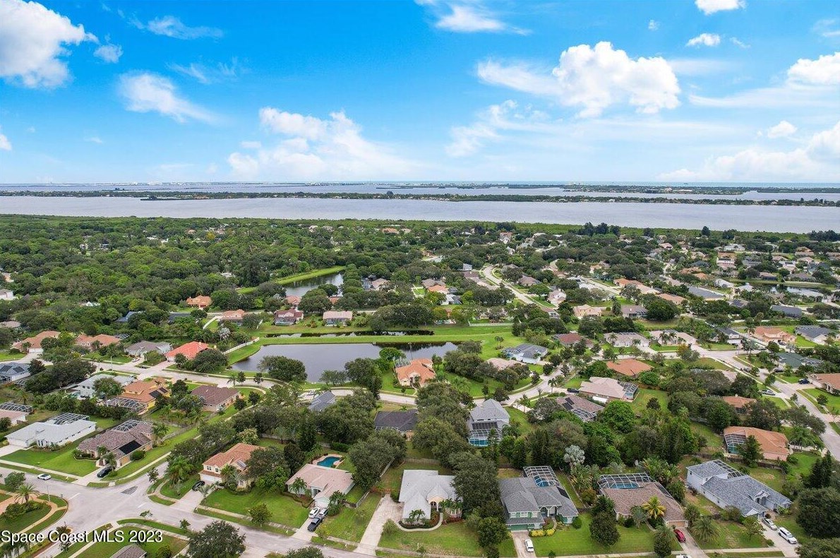 2622 Little Bend Pl, Merritt Island FL  32952-4162 exterior