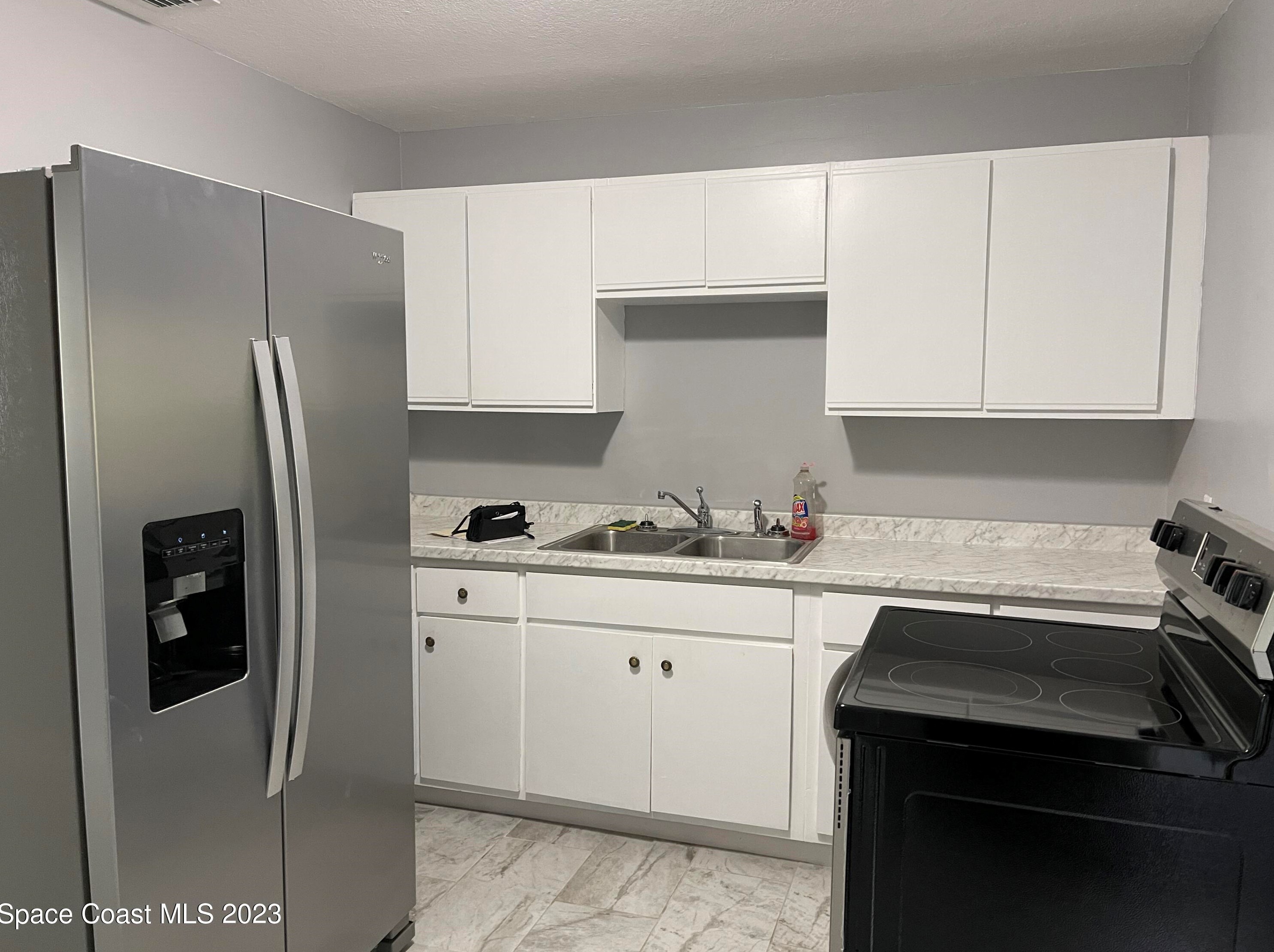 2803 Hickory Cir, Mims, FL 32754