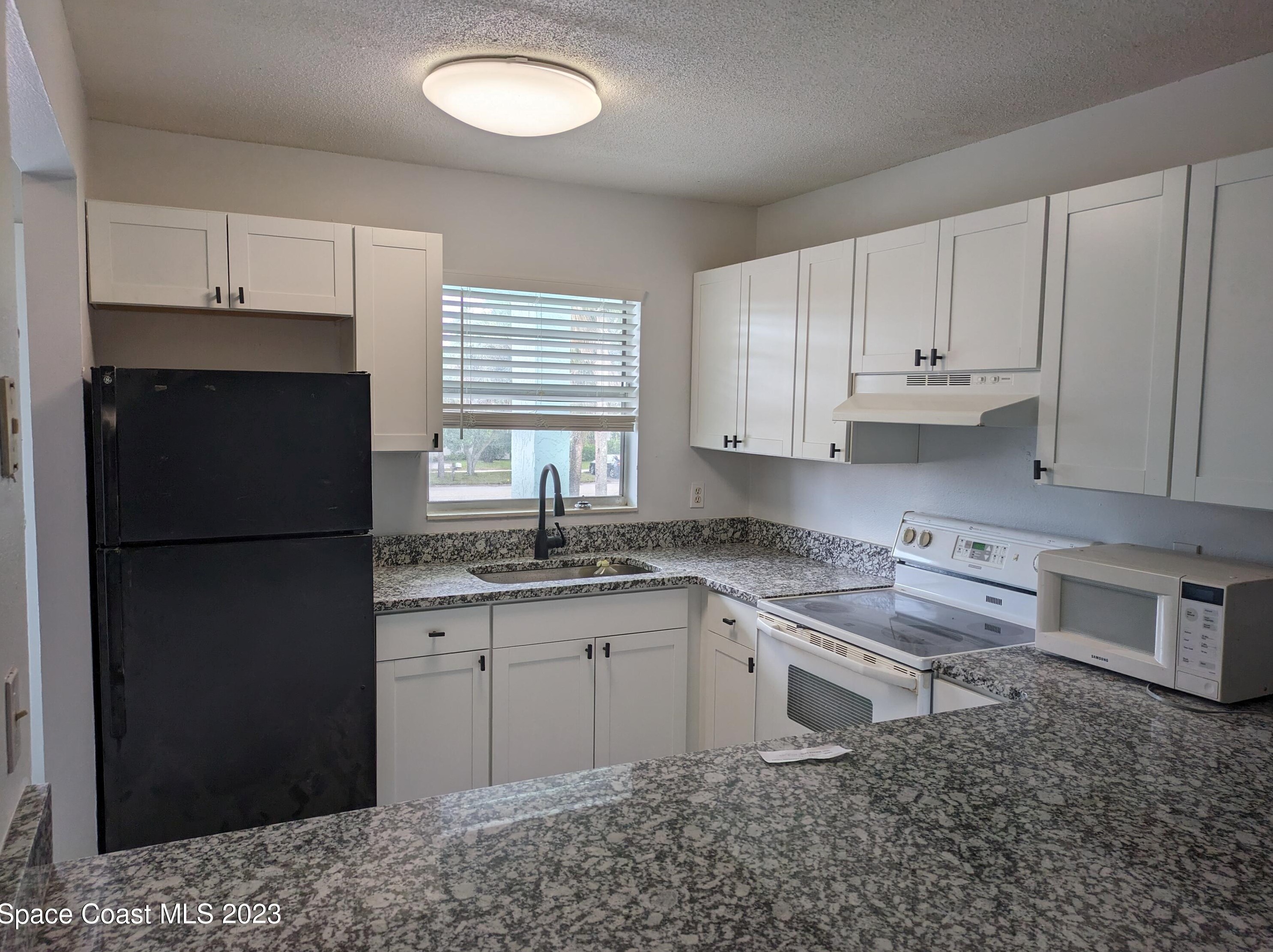 416 Ocean Ave Apt 6, Melbourne, FL 32951