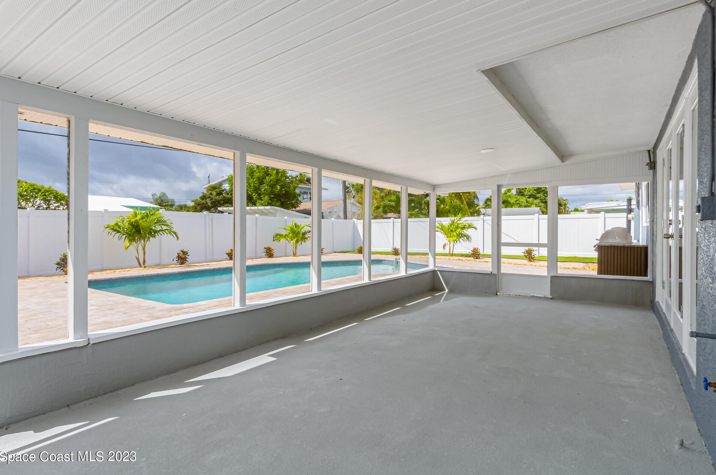 426 Neptune Dr, Melbourne FL  32907-1507 exterior