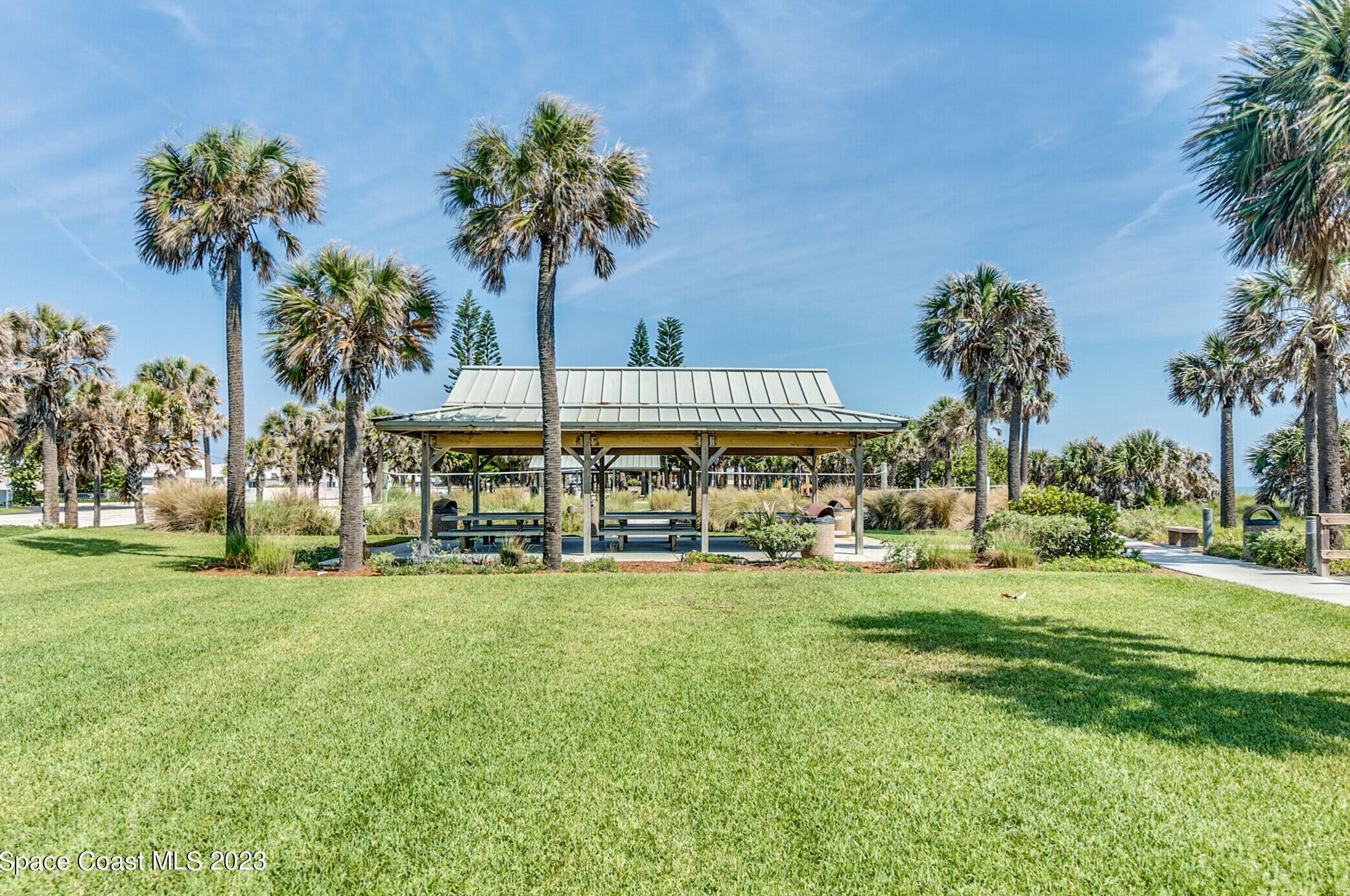 426 Neptune Dr, Melbourne FL  32907-1507 exterior