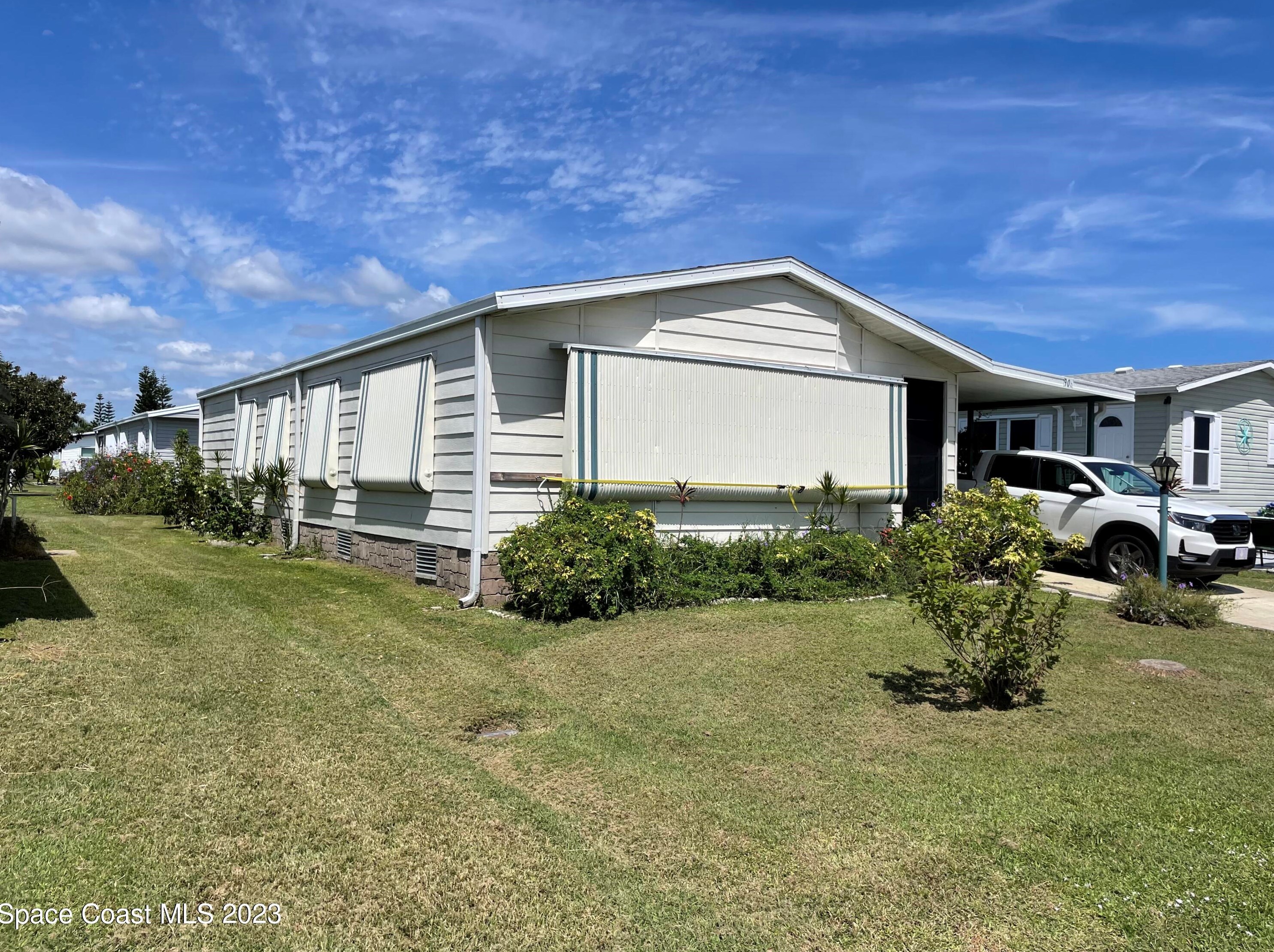 906 Oleander Cir, Sebastian, FL 32976