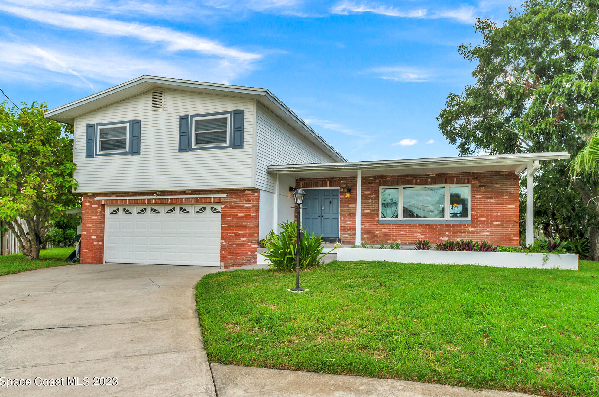 1580 Salmon St, Merritt Island, FL 32952-5612