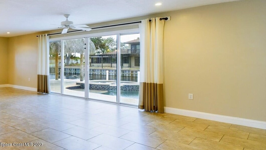 1745 Riviera Dr, Merritt Island FL  32952-5662 exterior