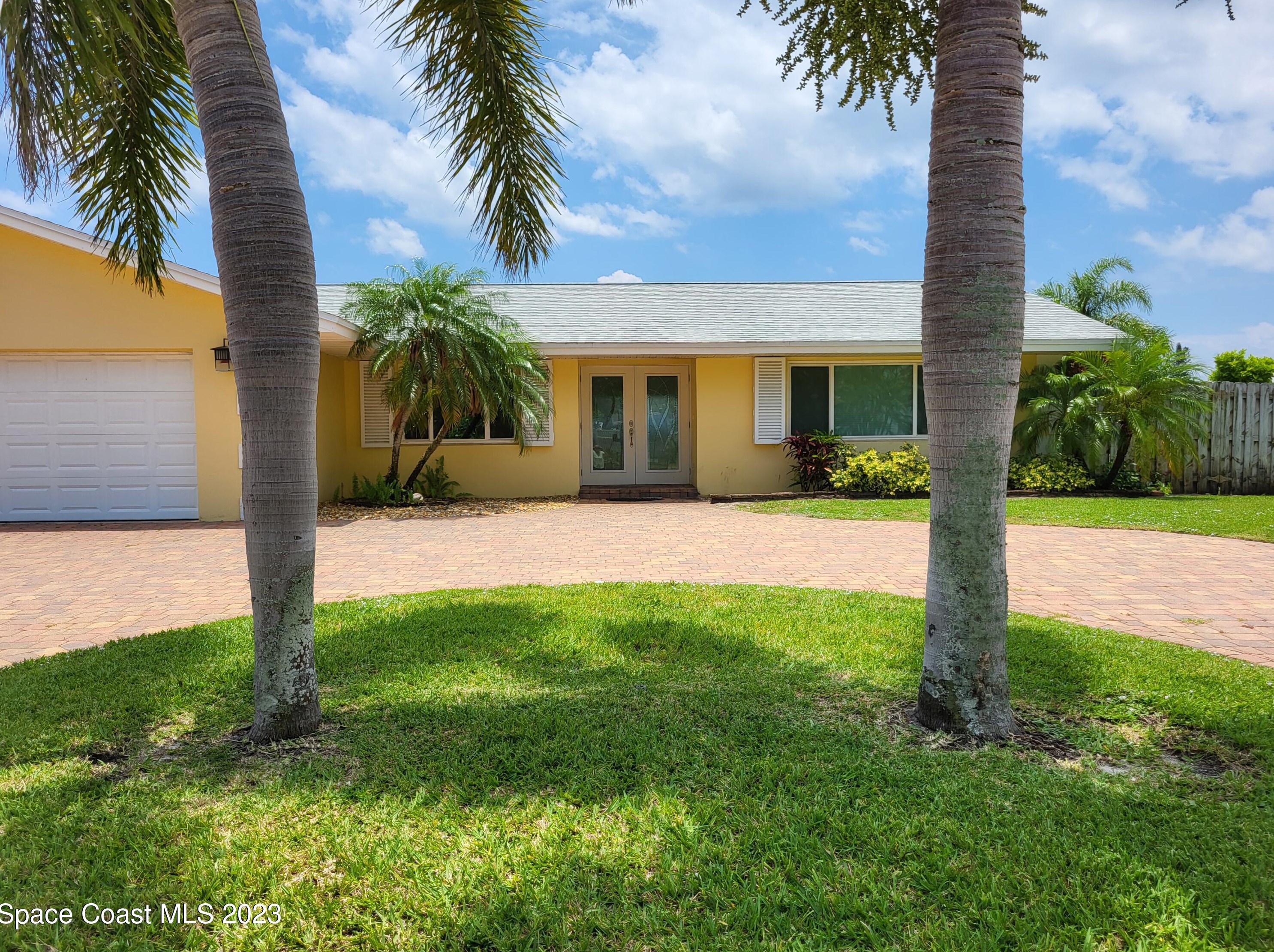 411 Driftwood Ave, Melbourne, FL 32951-2613
