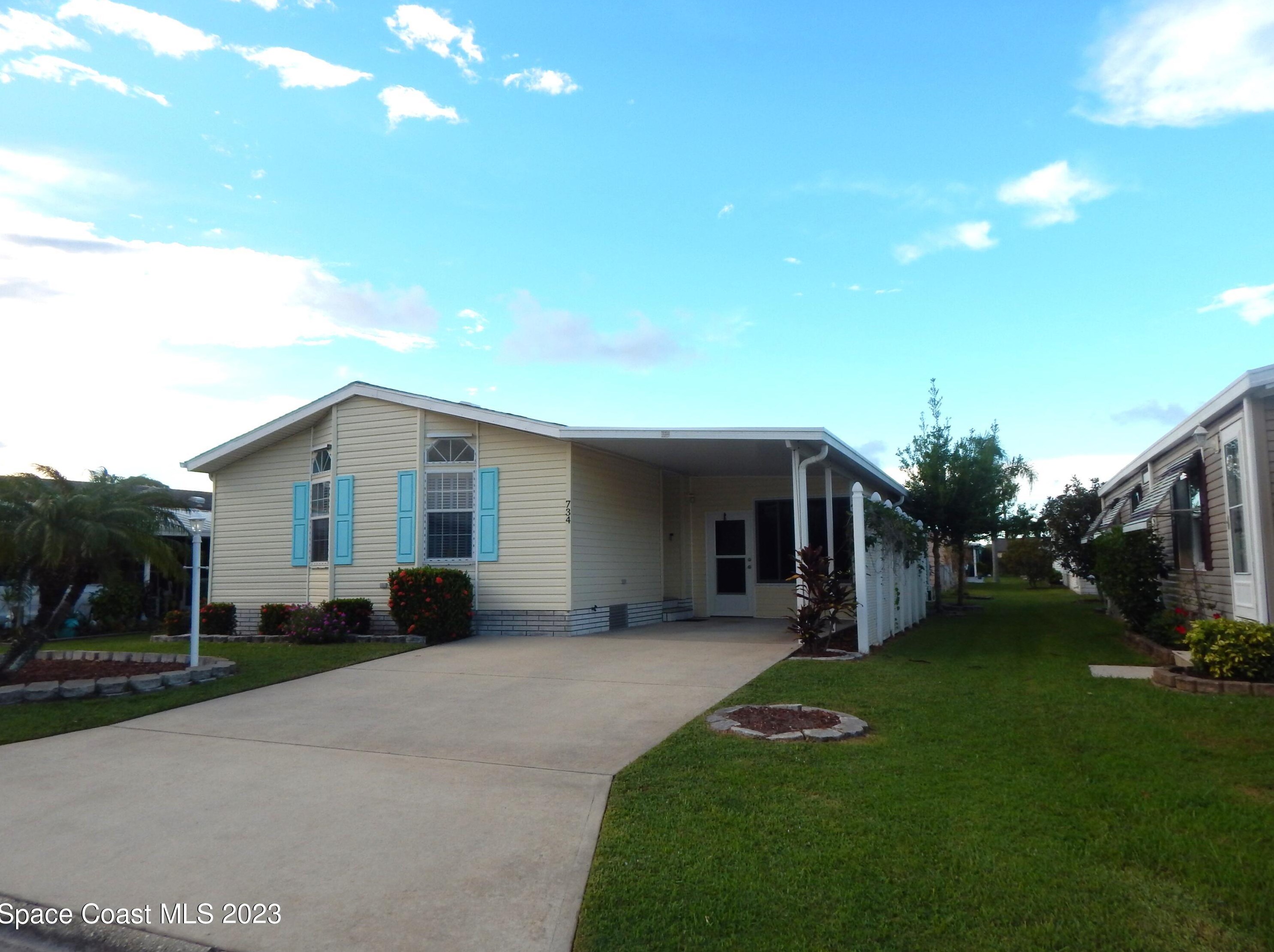 734 Hyacinth Cir, Sebastian, FL 32976