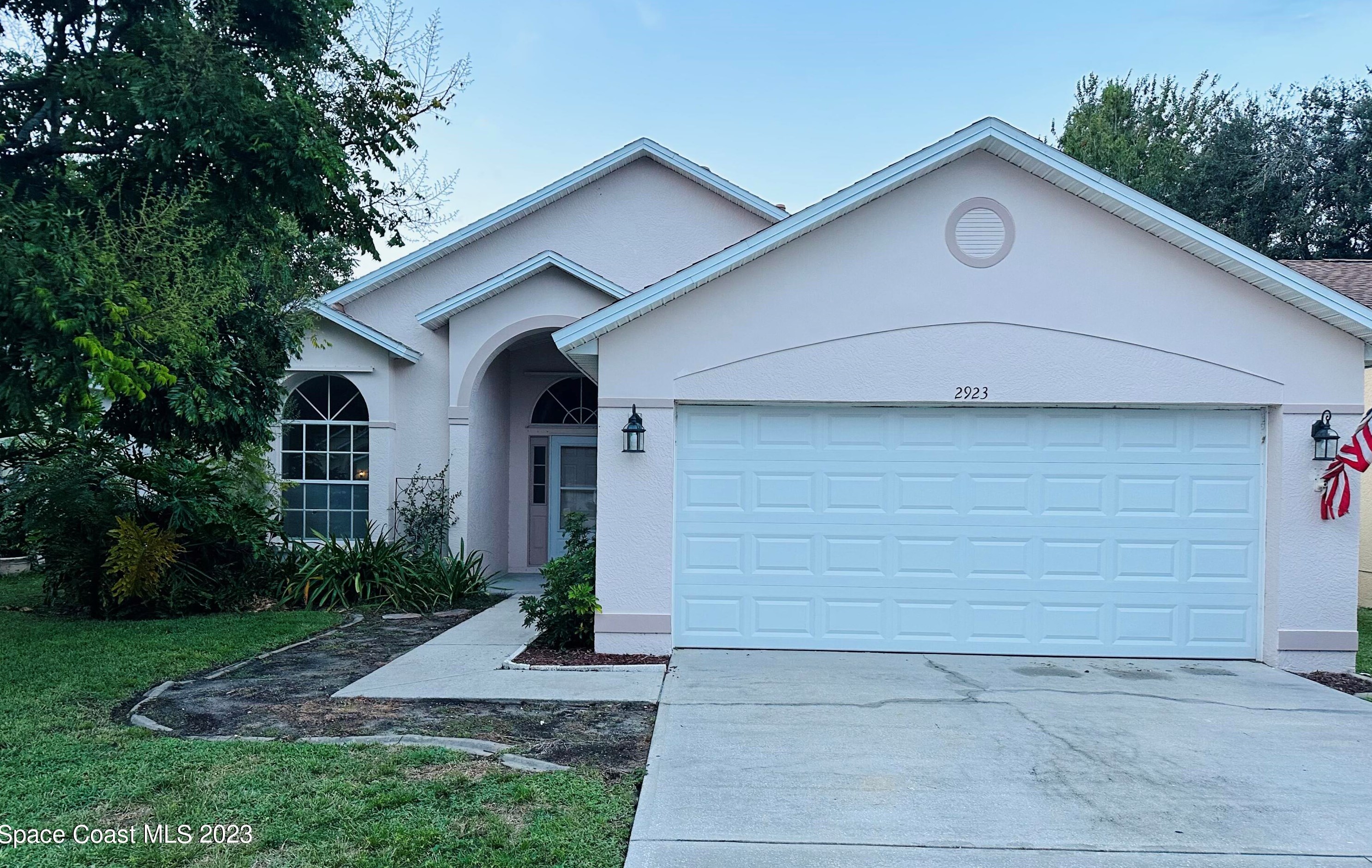 2923 Pebble Creek St, Melbourne, FL 32935