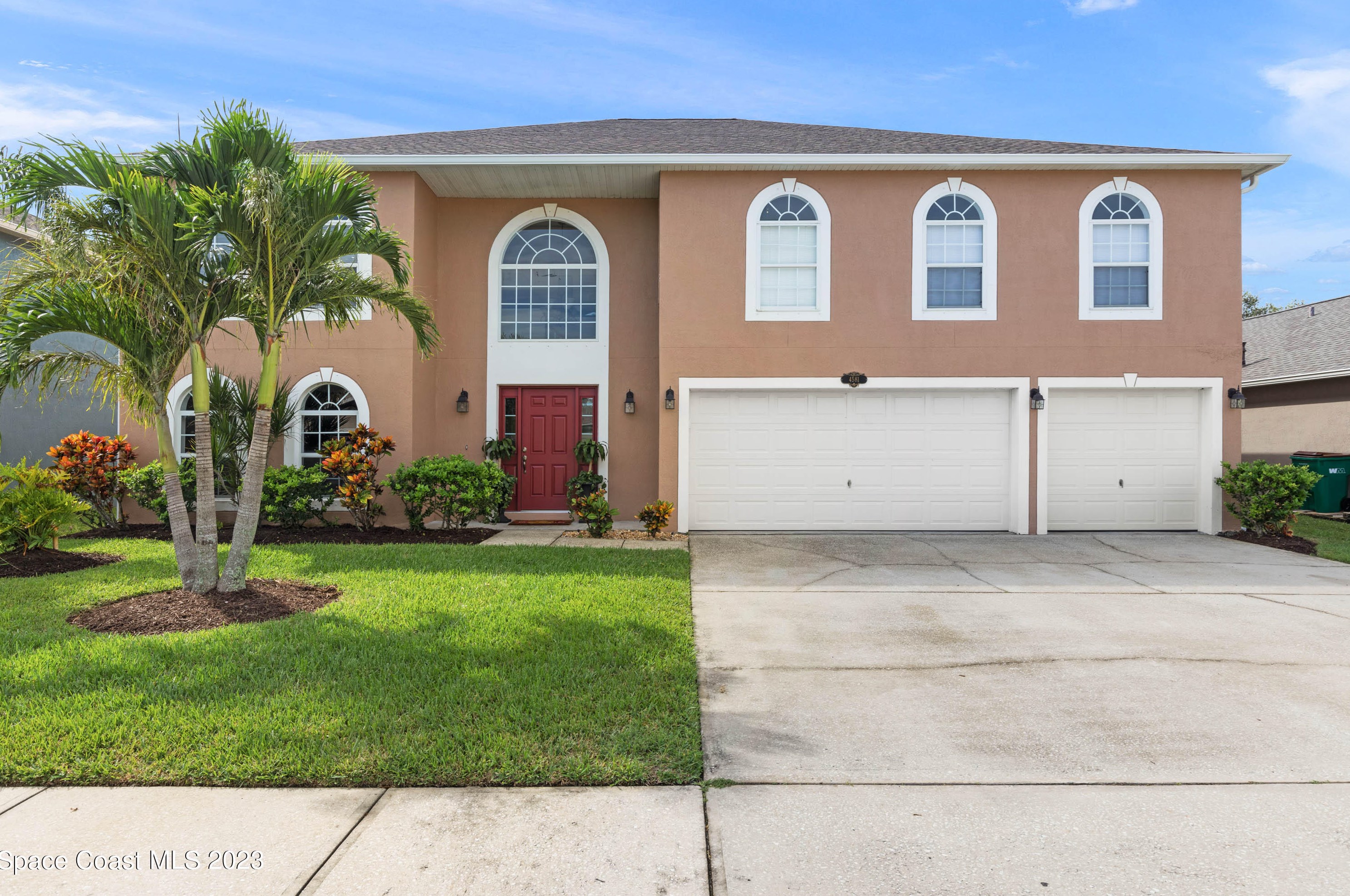 4581 Bellaluna Dr, Melbourne, FL 32904-3101