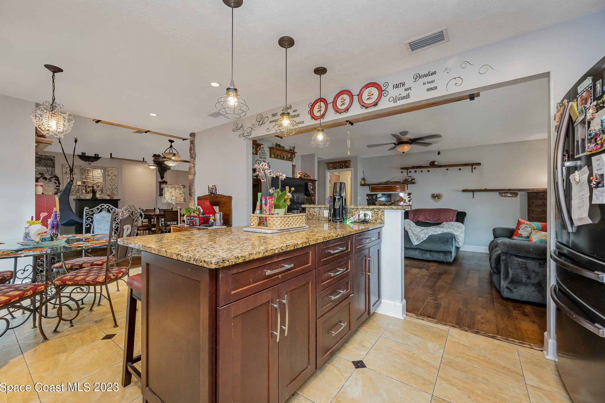 1368 Prospect Cir, Melbourne FL 32907-1129 exterior