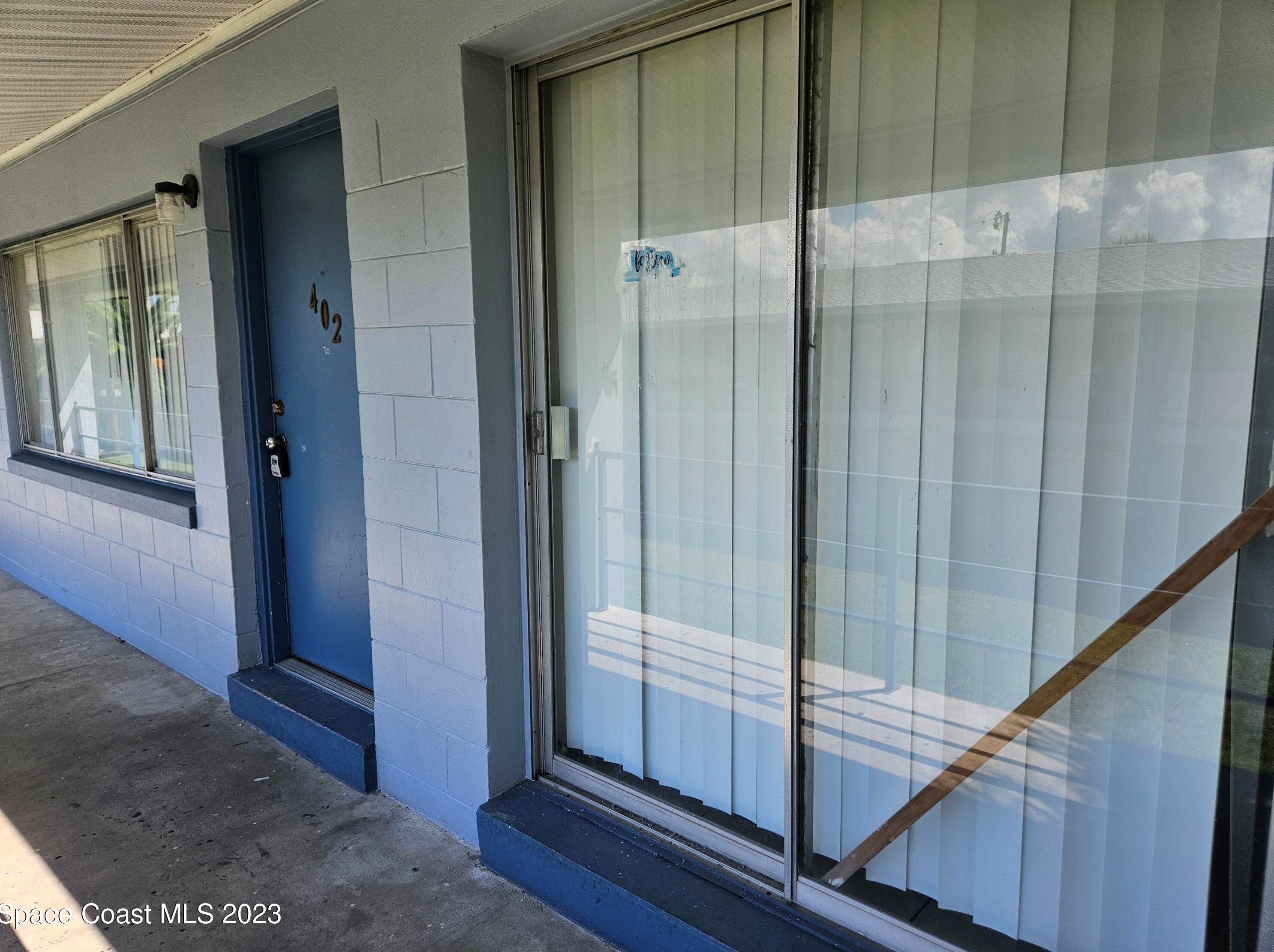 180 Minna Ln #402, Merritt Island, FL 32953