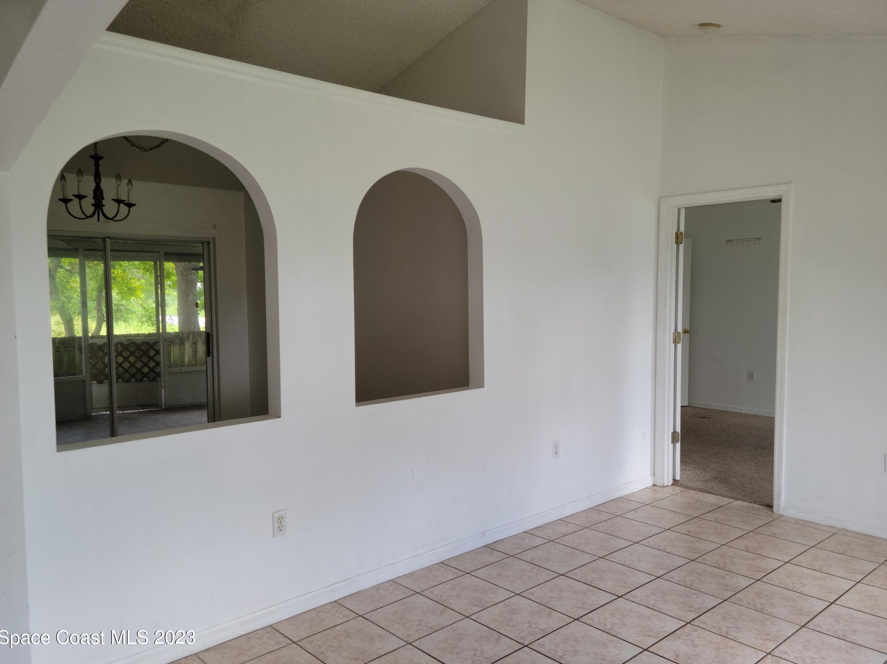1861 Radcliff Ave, Melbourne, FL 32909-5881