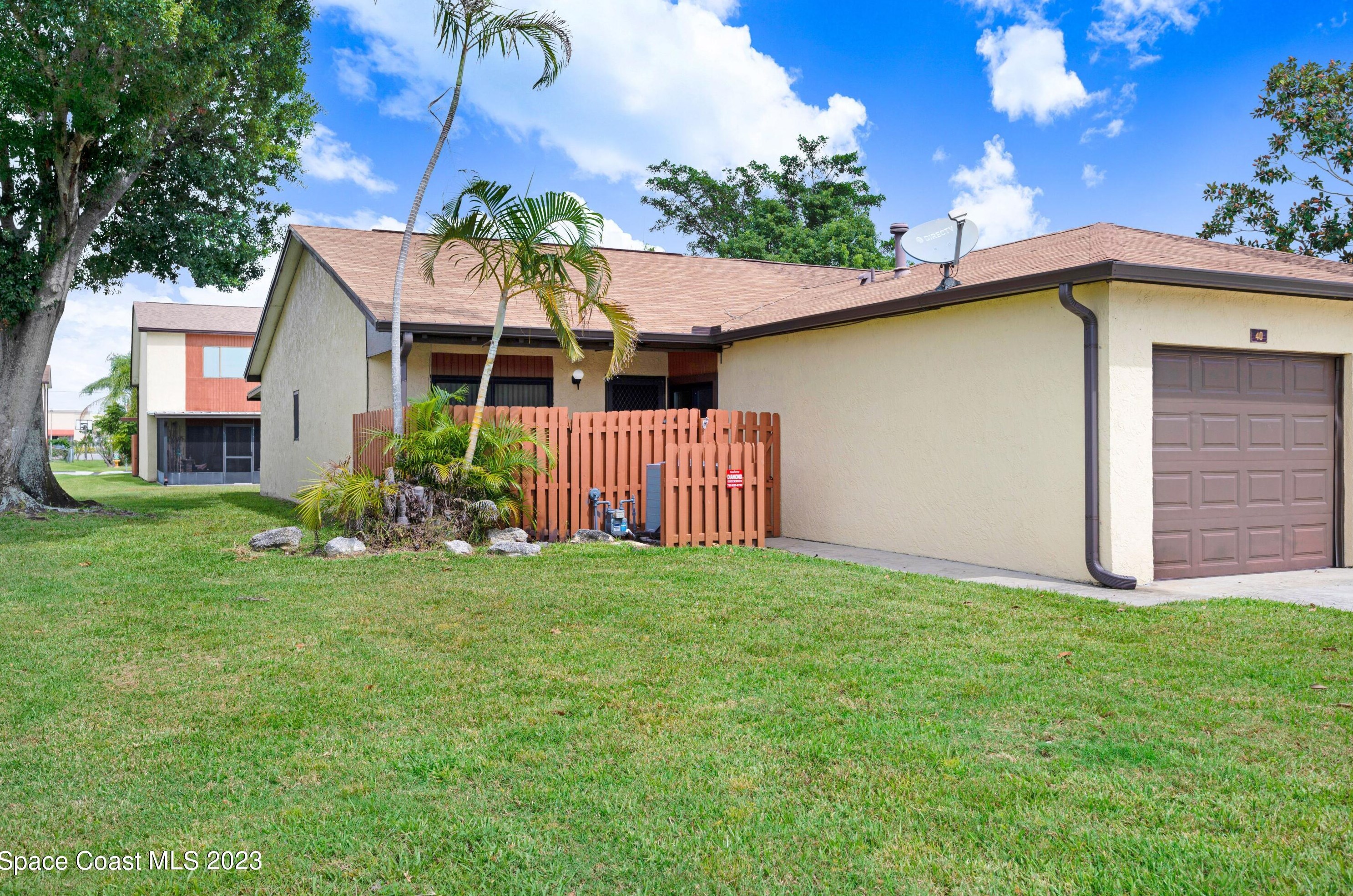 40 Hepburn Pl, Merritt Island, FL 32953