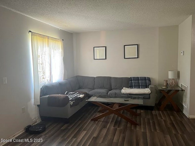 169 San Juan Cir, Melbourne FL 32935-5453 exterior