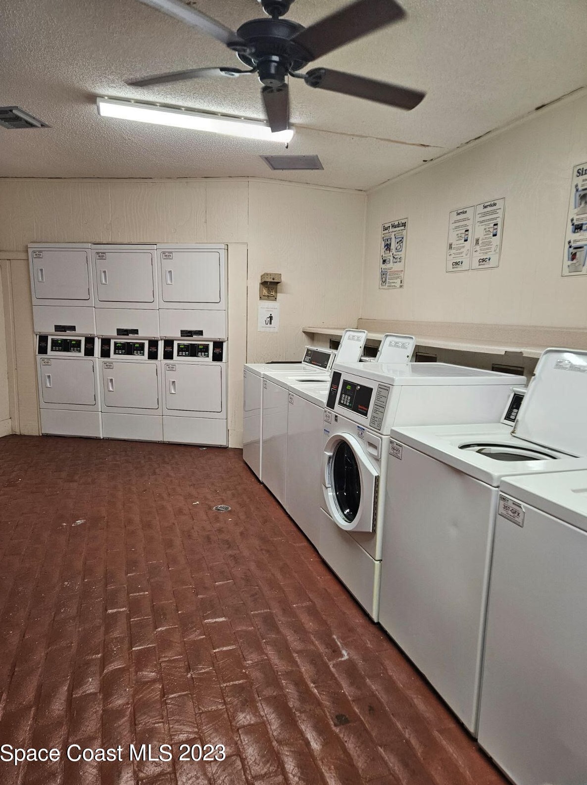 169 San Juan Cir, Melbourne FL 32935-5453 exterior