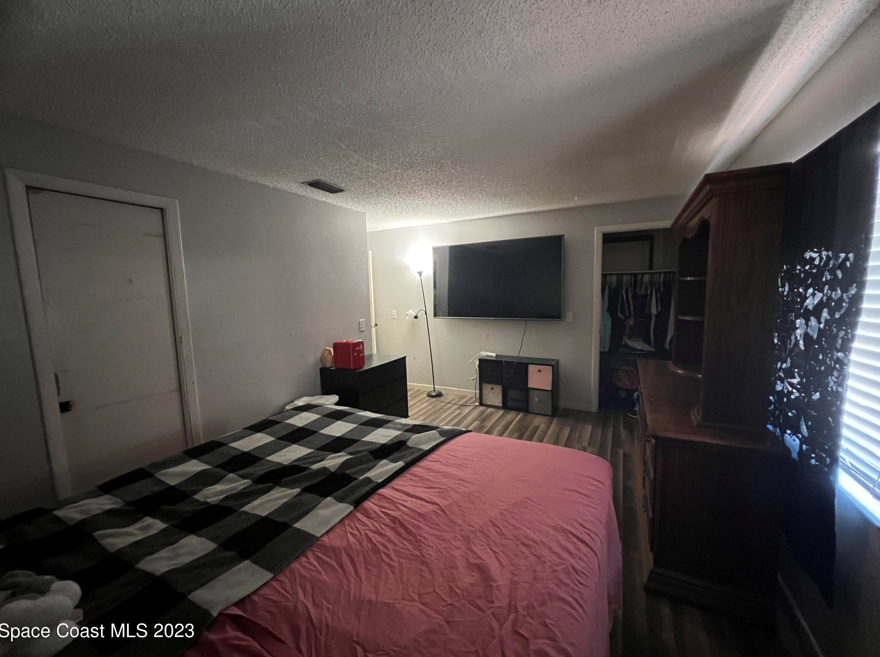 169 San Juan Cir, Melbourne FL 32935-5453 exterior