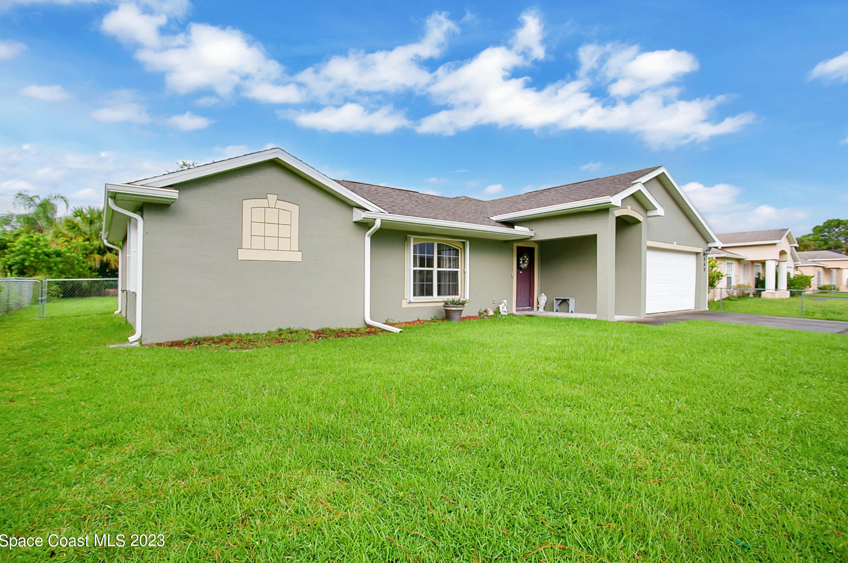449 Cellini Ave, Melbourne, FL 32907-1942