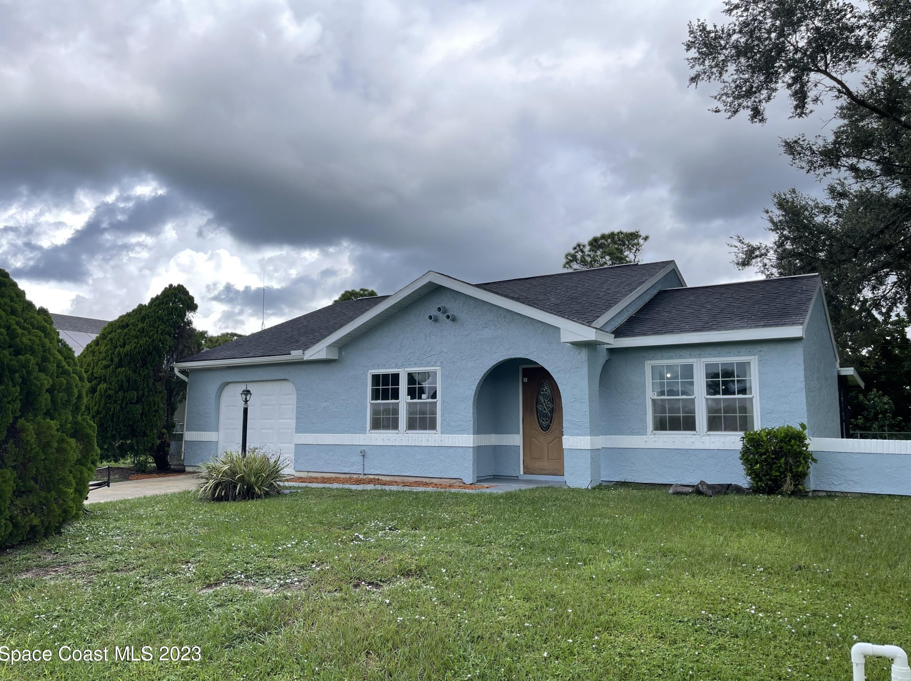 1671 Palatka Rd, Melbourne, FL 32909-5612