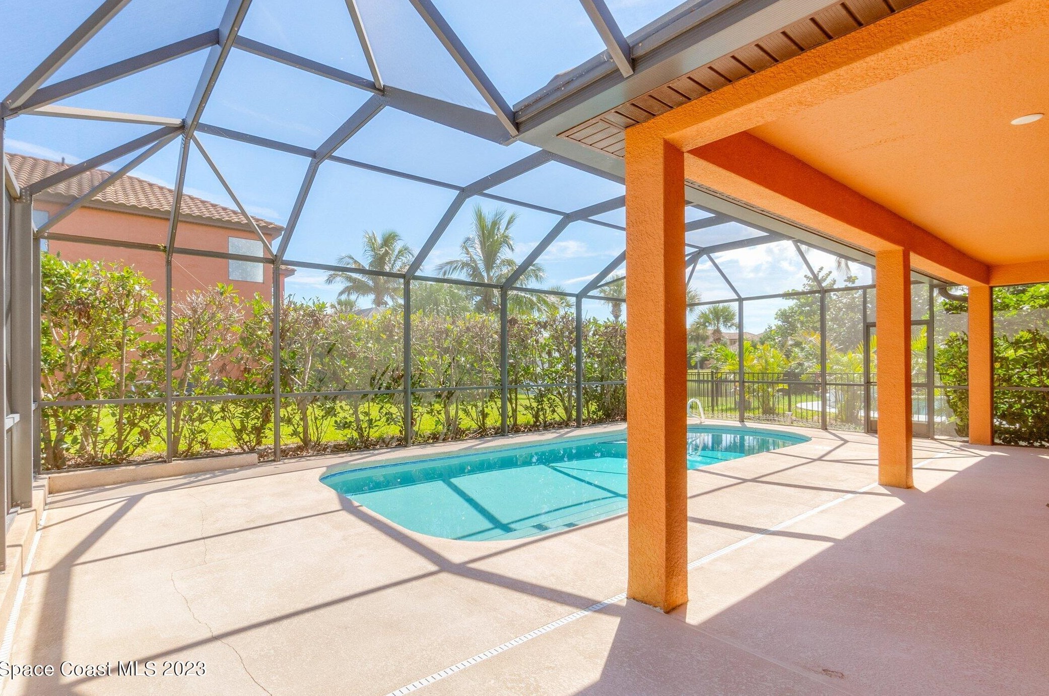 635 Mission Bay Dr, Melbourne, FL 32937-5701