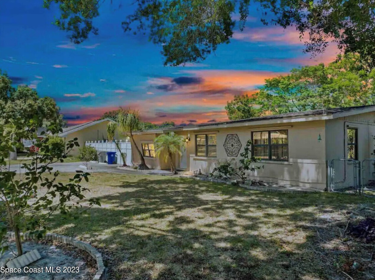 1366 14th Ave, Vero Beach, FL 32960