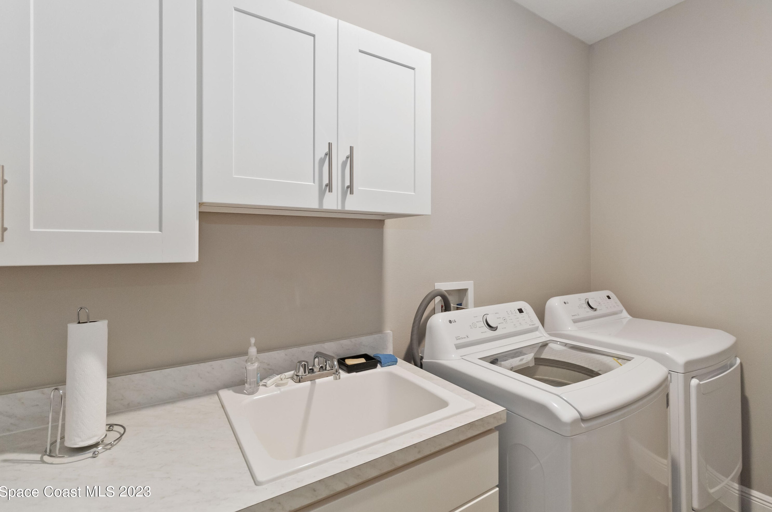 2173 Windbrook Dr, Melbourne FL  32909-6841 exterior