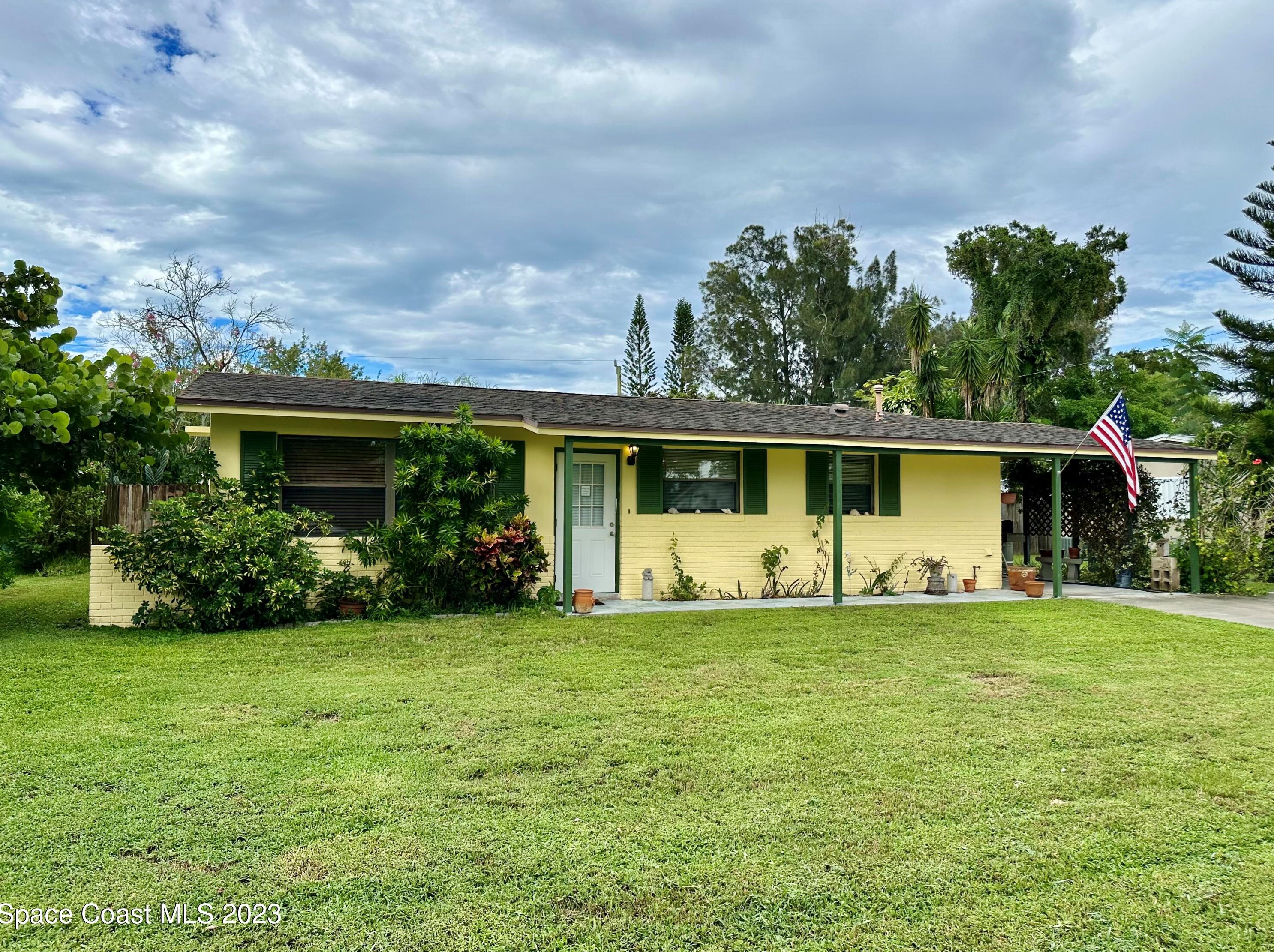 2436 King Richard Rd, Melbourne FL  32935-2931 exterior