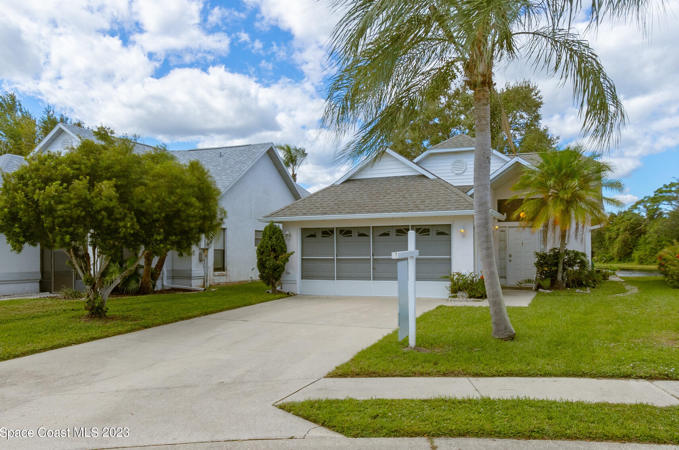 2332 Skywind Cir, Melbourne, FL 32935-1460