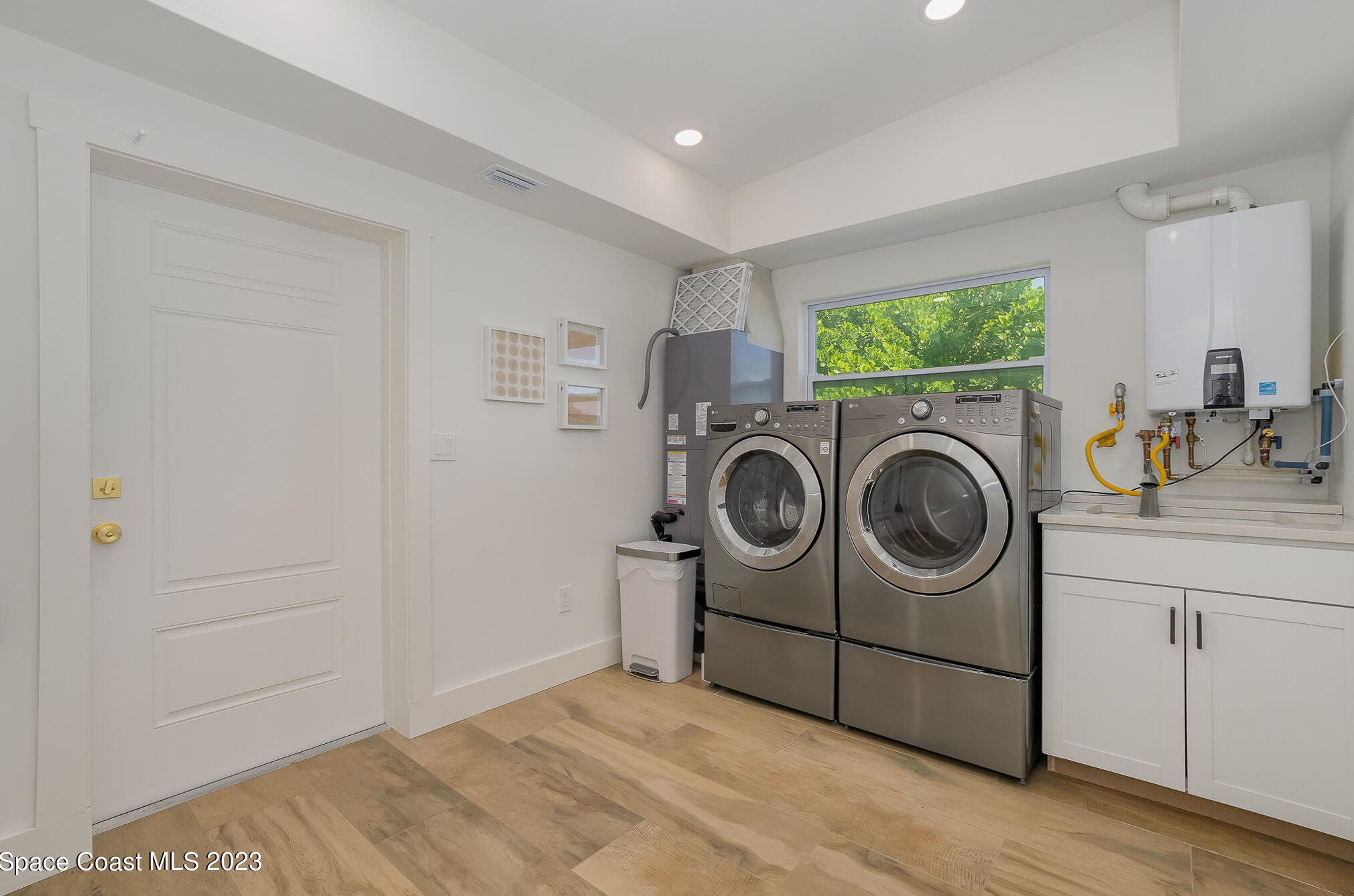 459 Barrello Ln, Cocoa Beach FL  32931-3628 exterior
