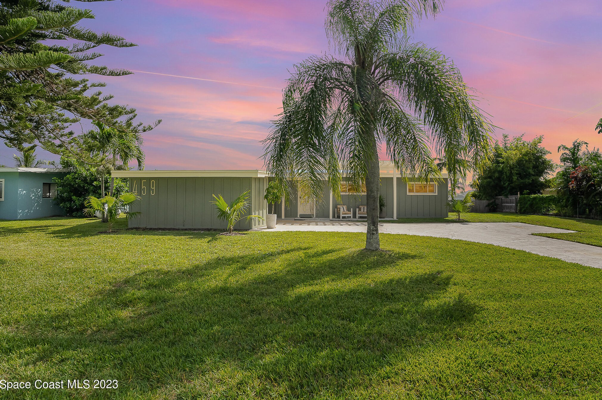 459 Barrello Ln, Cocoa Beach FL  32931-3628 exterior