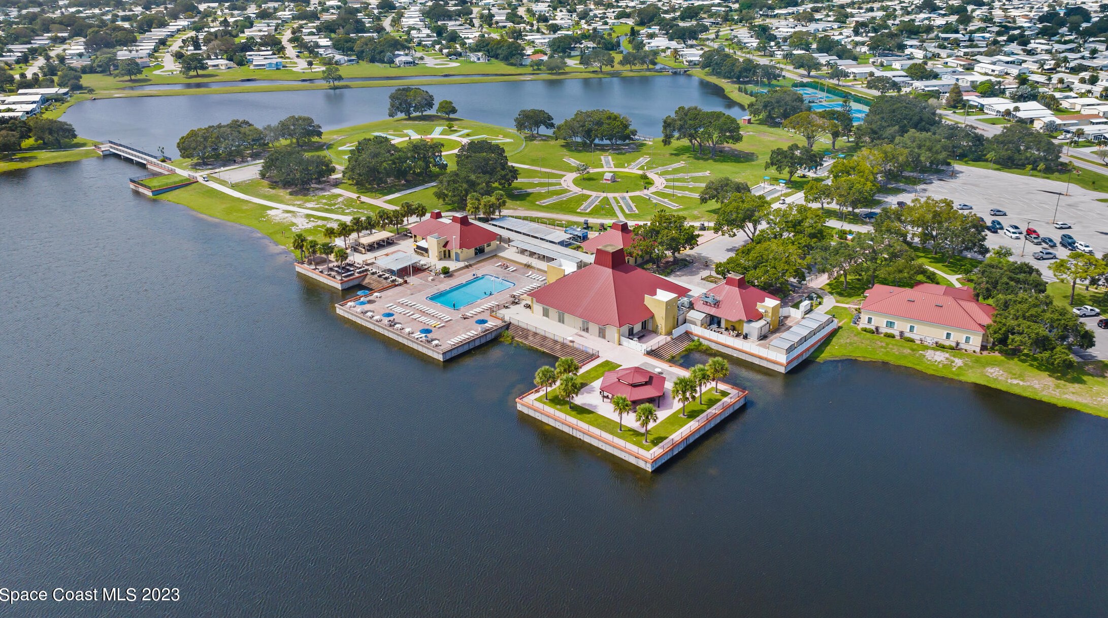 883 Cashew Cir, Sebastian, FL 32976