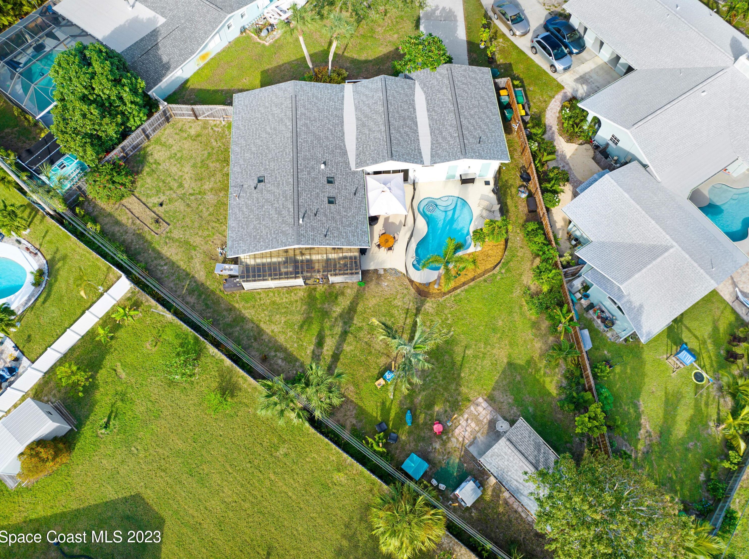 216 Cynthia Ln, Melbourne, FL 32937-4208