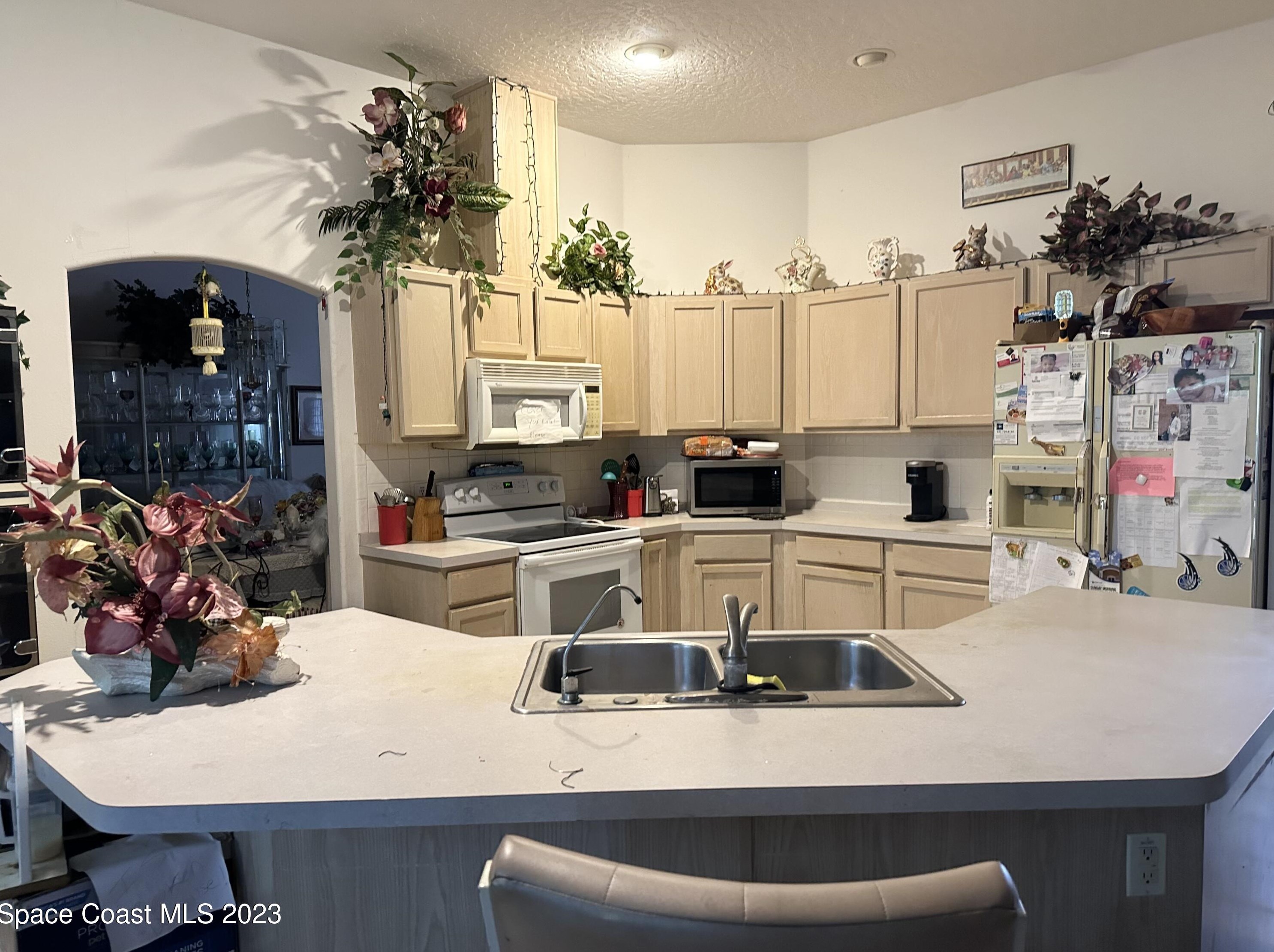 868 Huntington St, Melbourne, FL 32907-1409