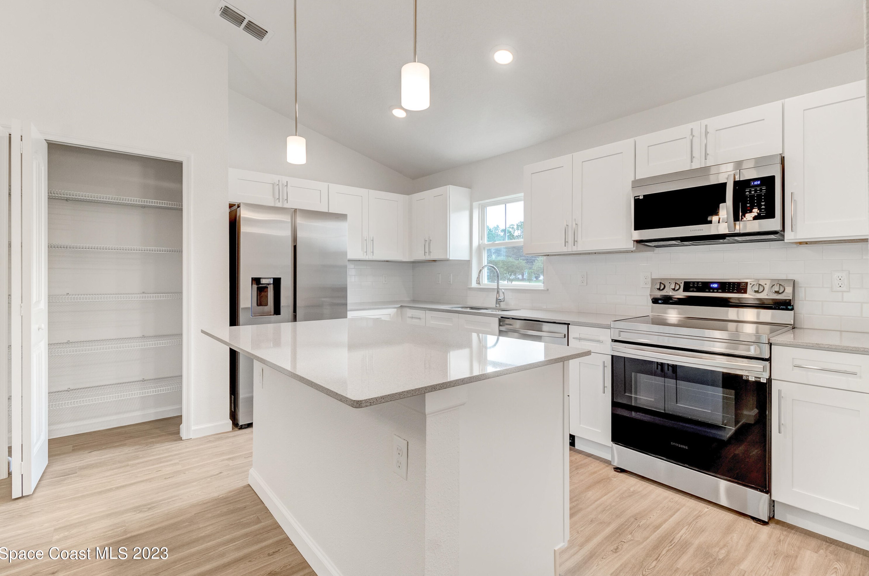 2668 Emerson Dr, Melbourne, FL 32909-5249