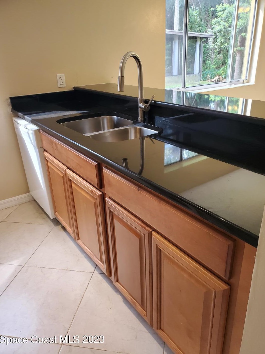 2396 Fox Hollow Dr, Titusville, FL 32796