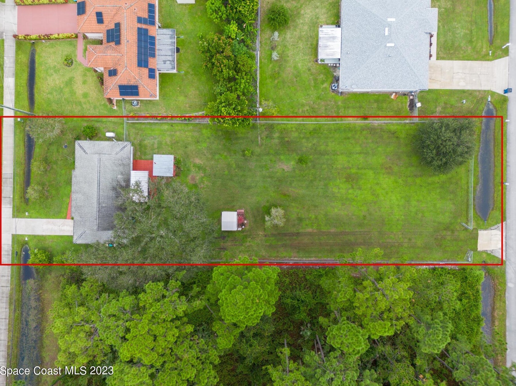 691 Degroodt Rd, Melbourne, FL 32908-7490