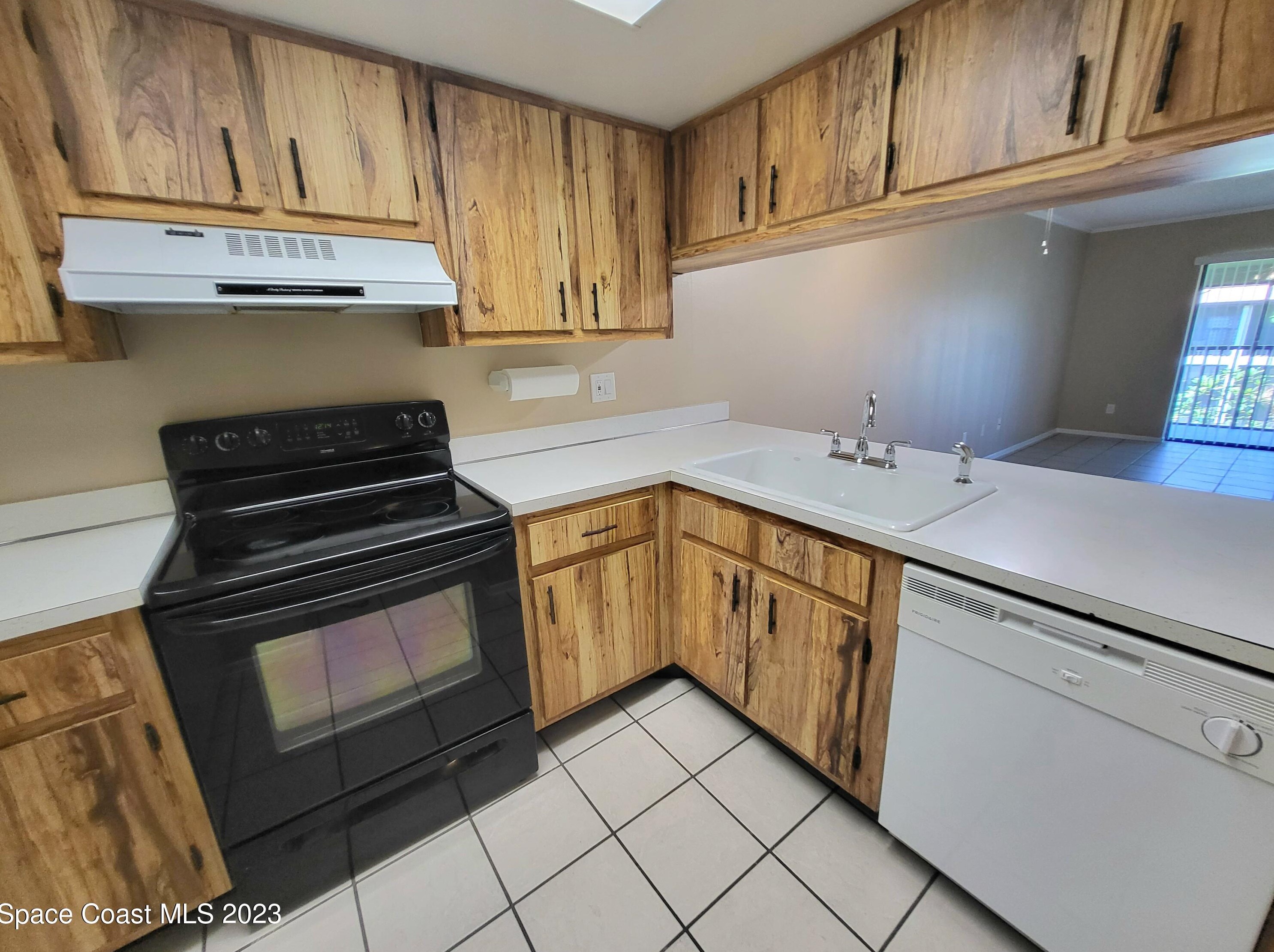 425 Catamaran Dr #70, Merritt Island, FL 32952